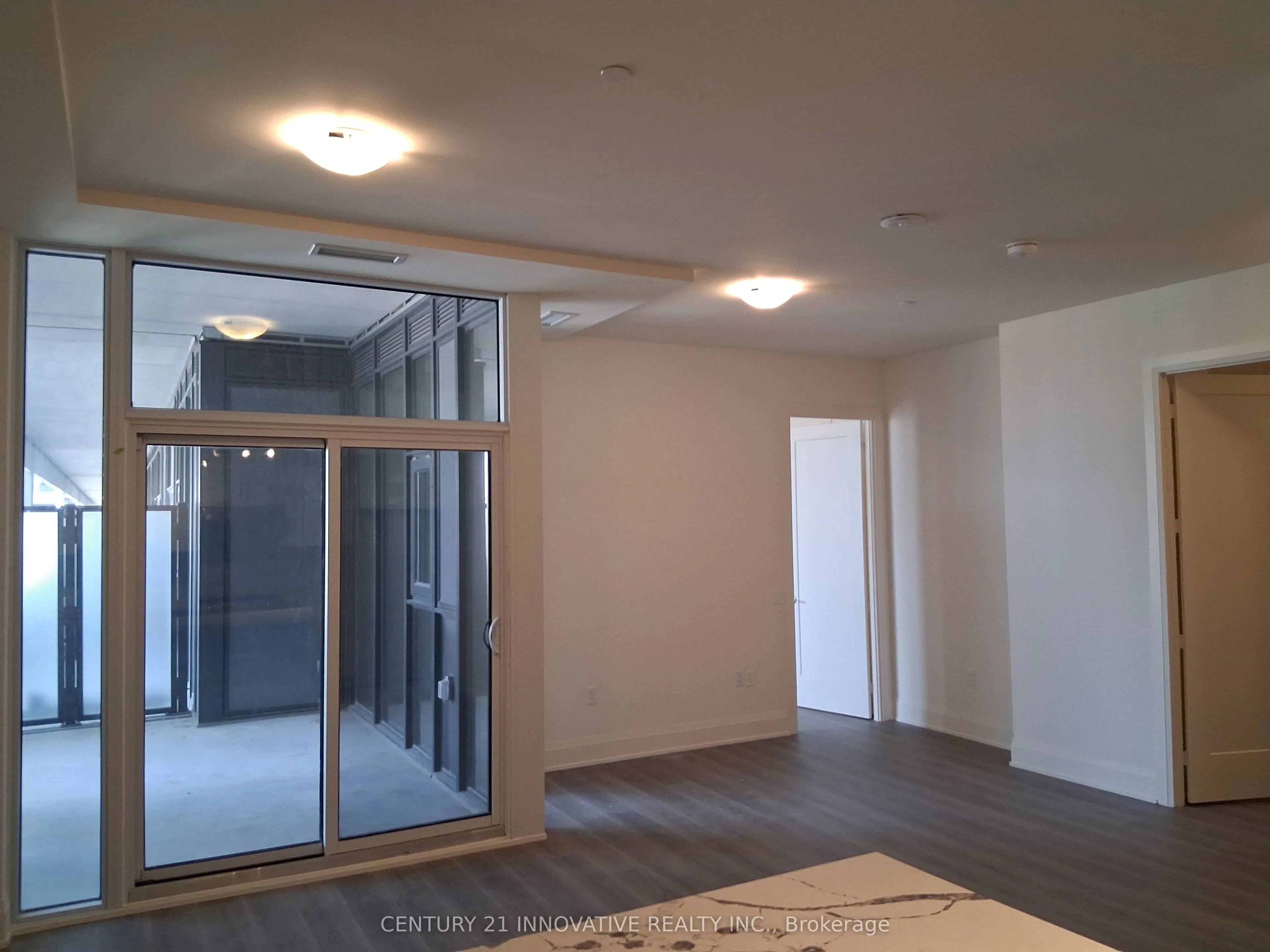 8960 Jane Street, #533