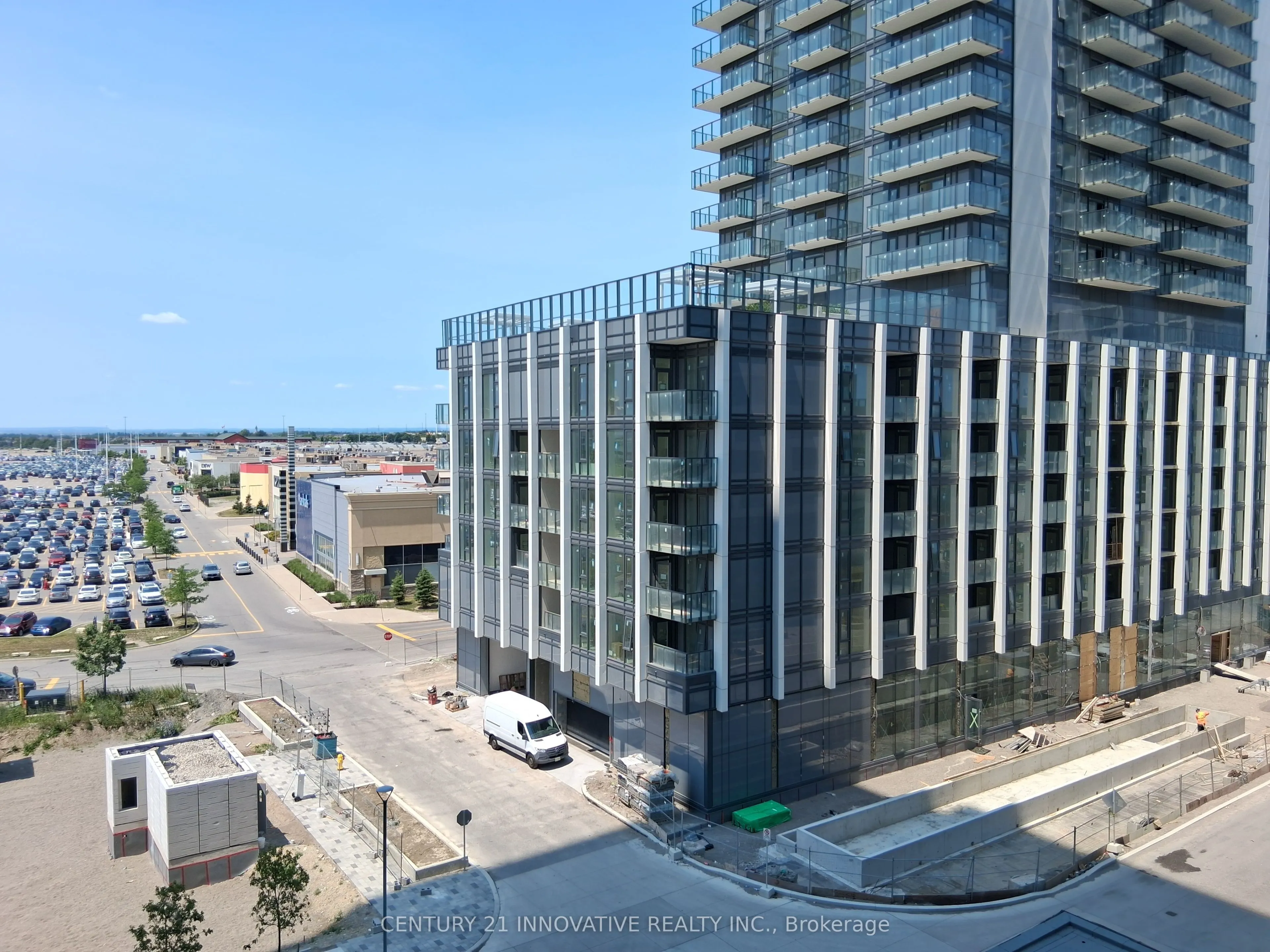 8960 Jane Street, #533