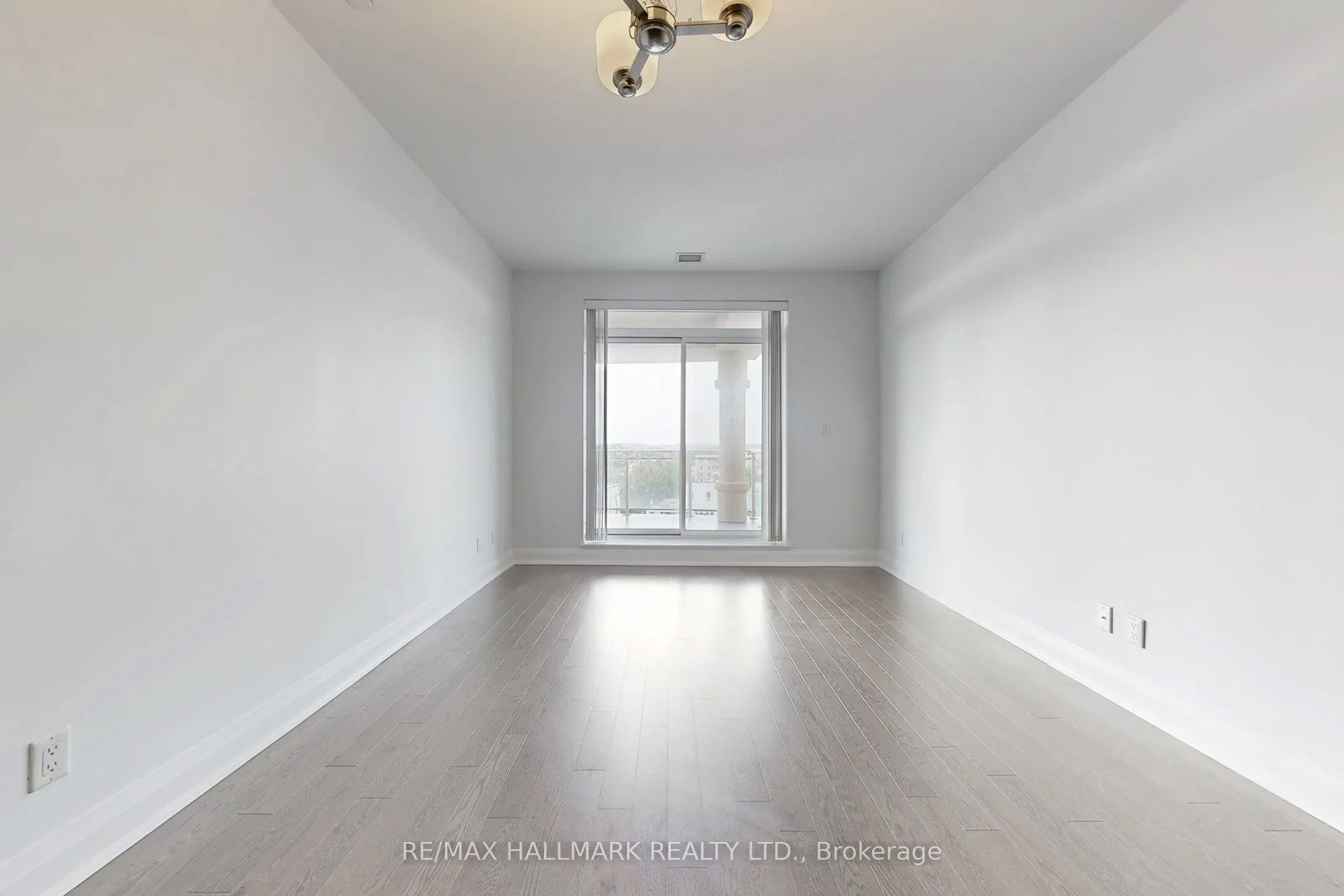15277 Yonge Street, #607