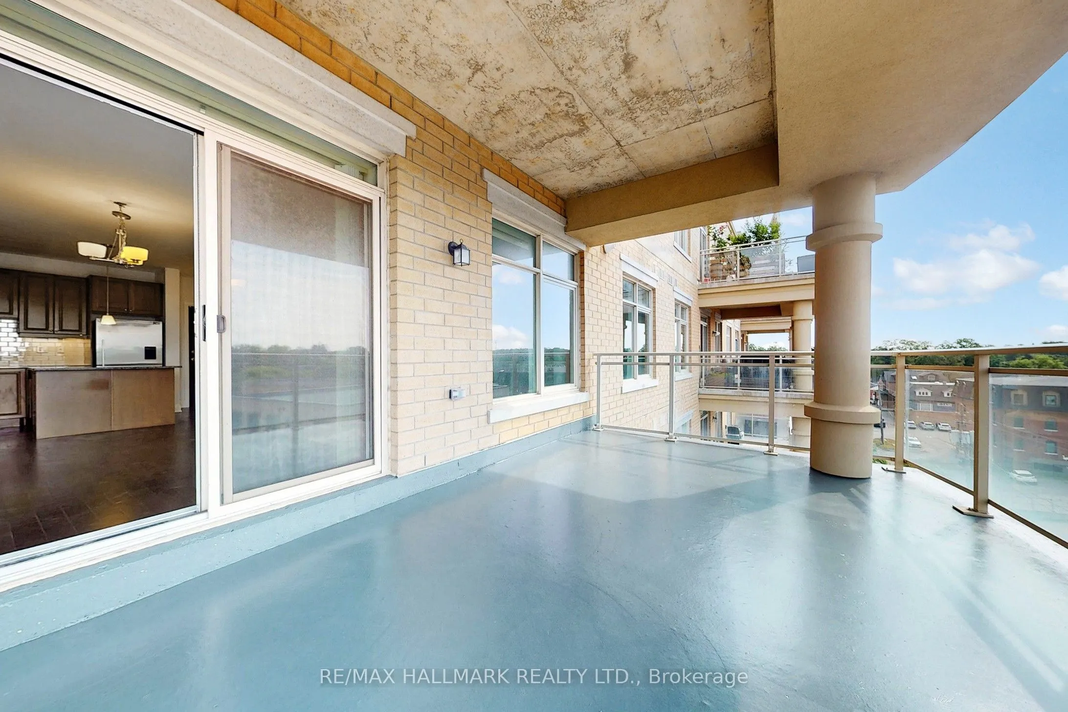 15277 Yonge Street, #607