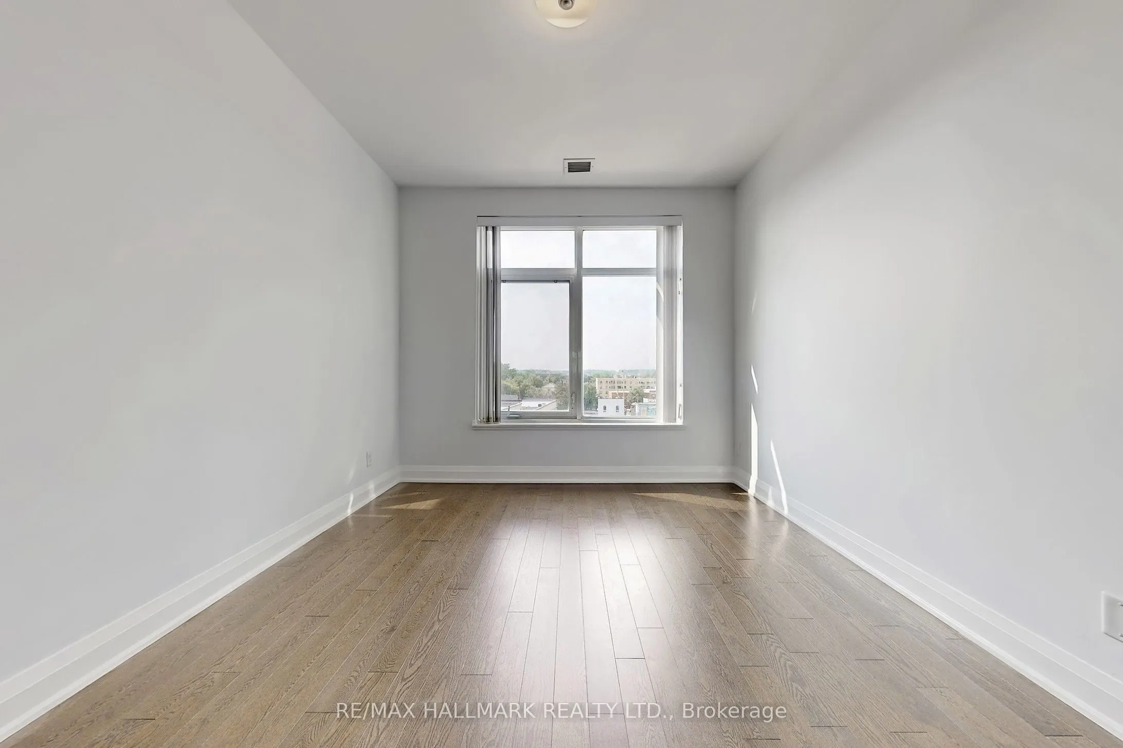 15277 Yonge Street, #607