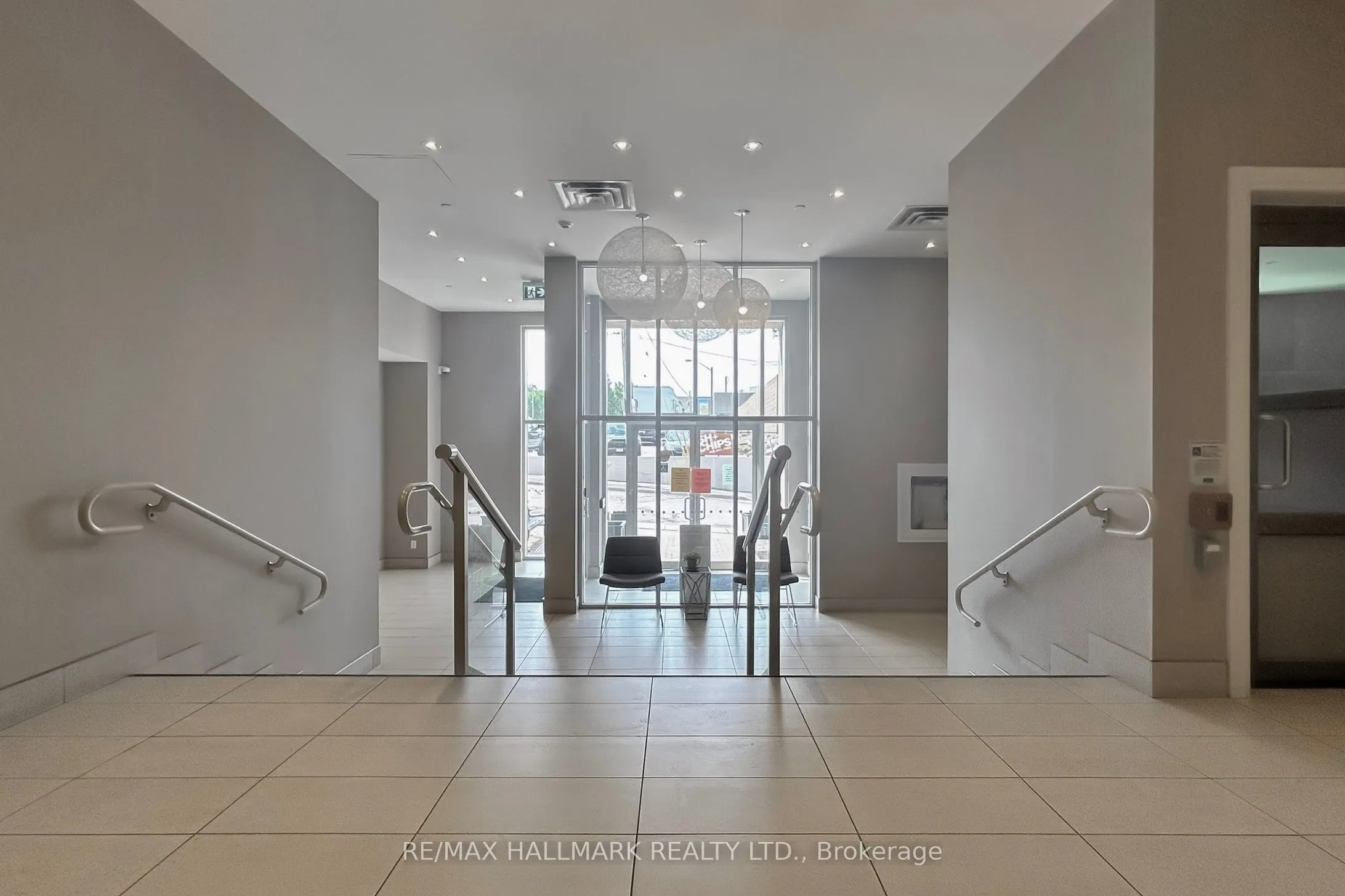15277 Yonge Street, #607