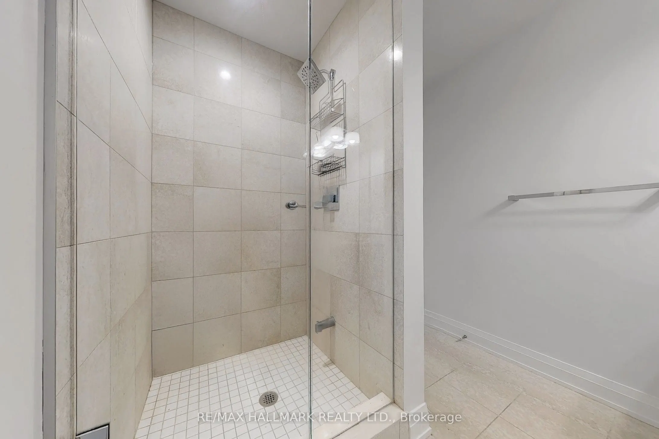 15277 Yonge Street, #607