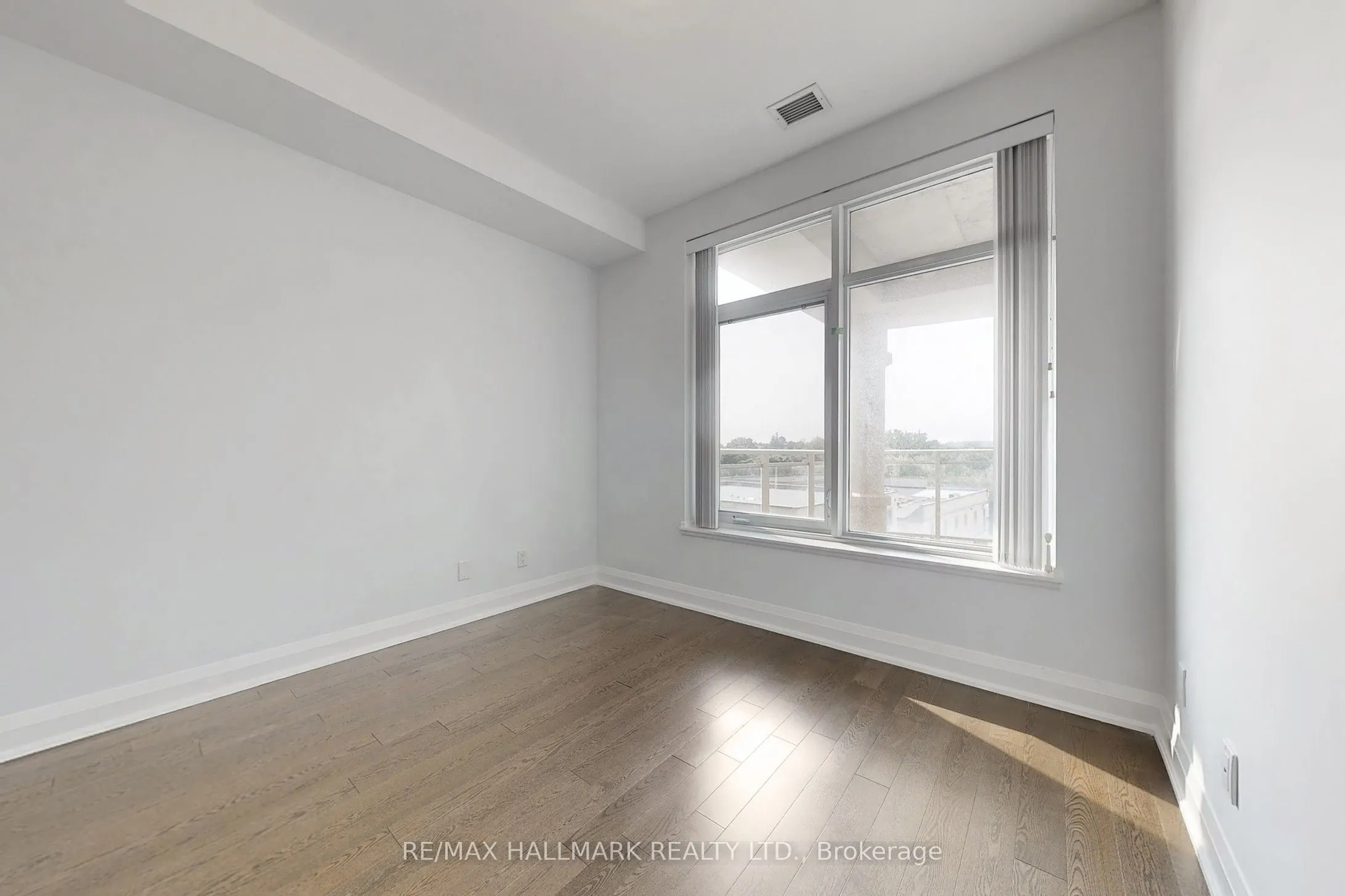 15277 Yonge Street, #607