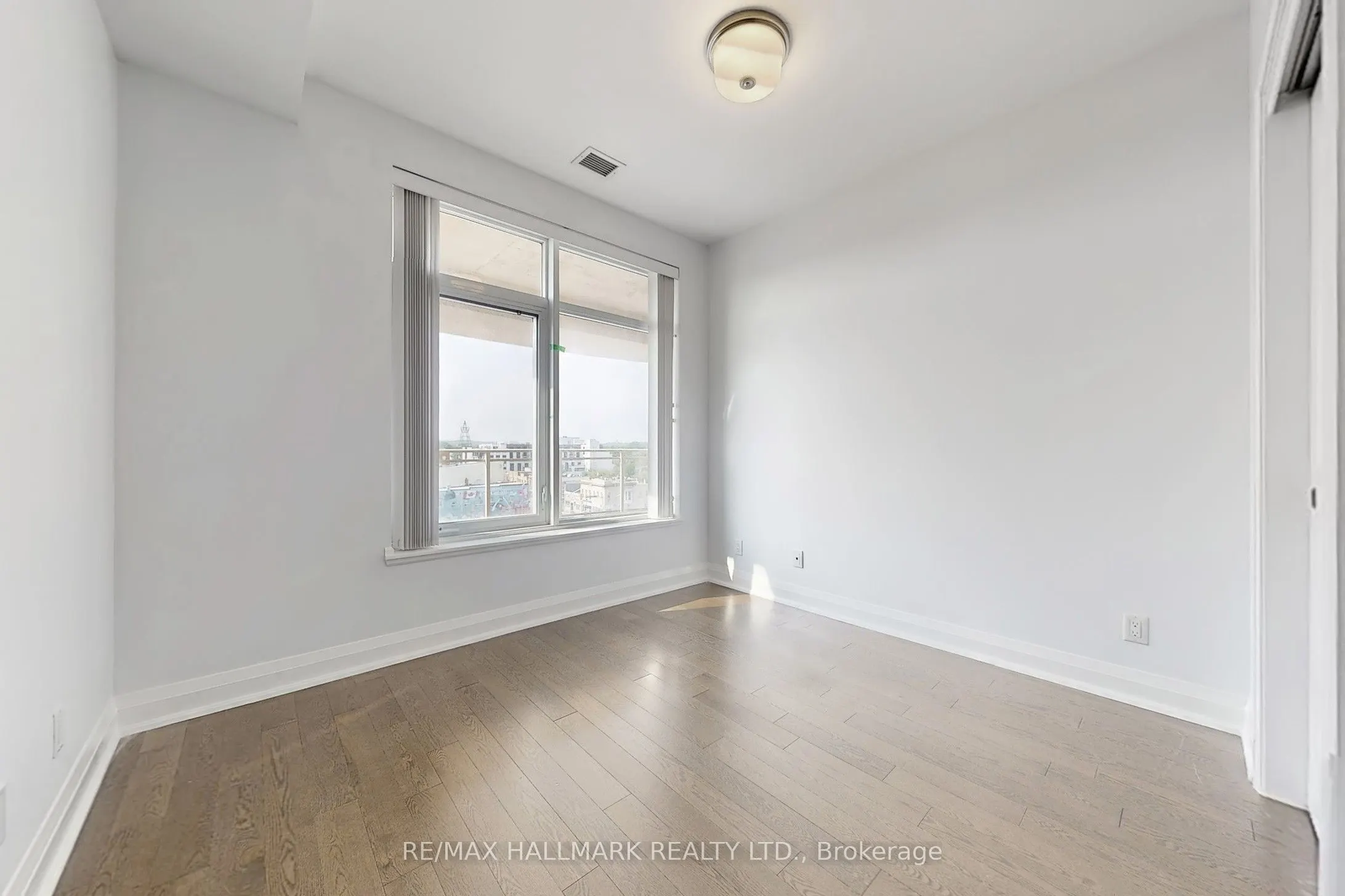 15277 Yonge Street, #607