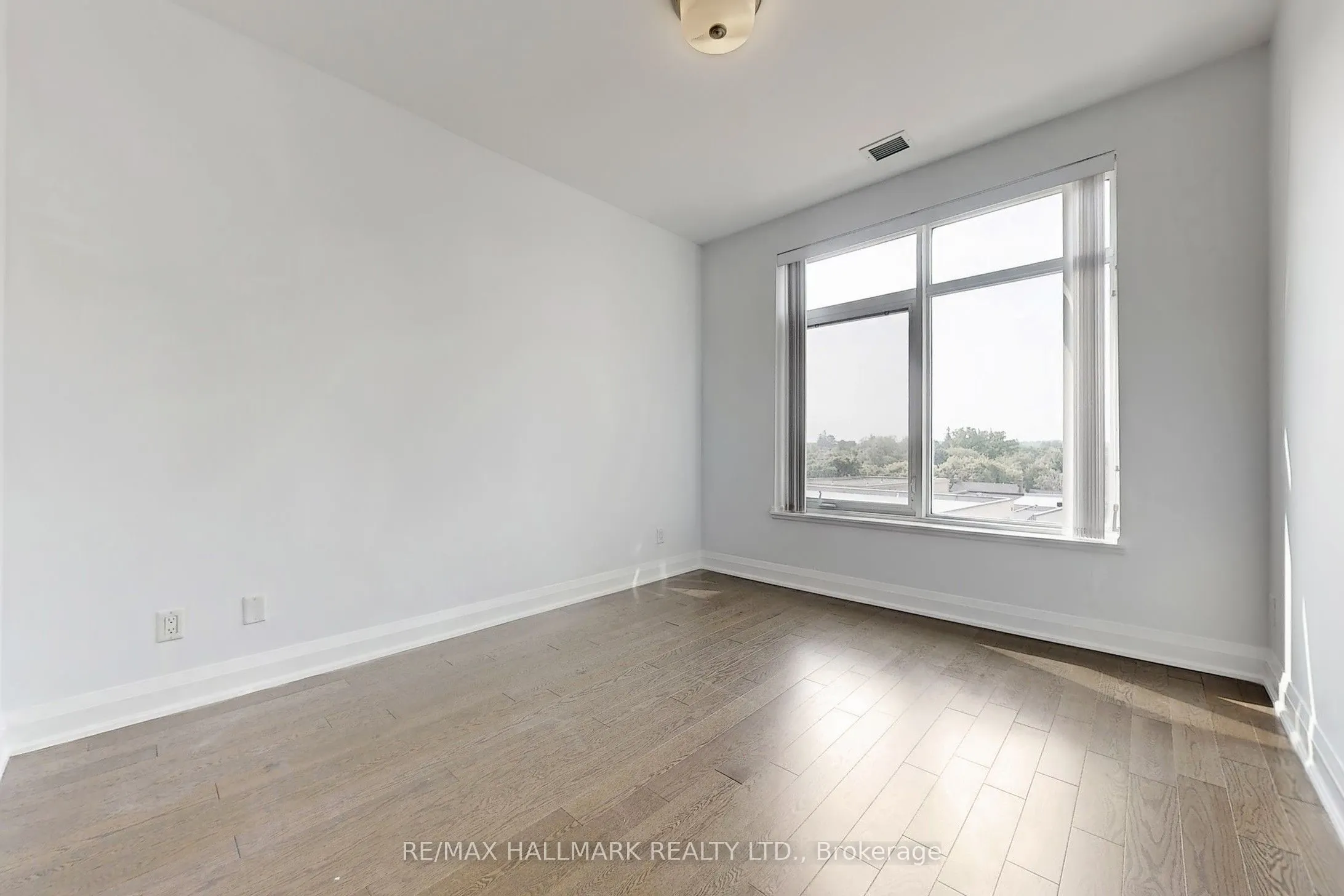 15277 Yonge Street, #607