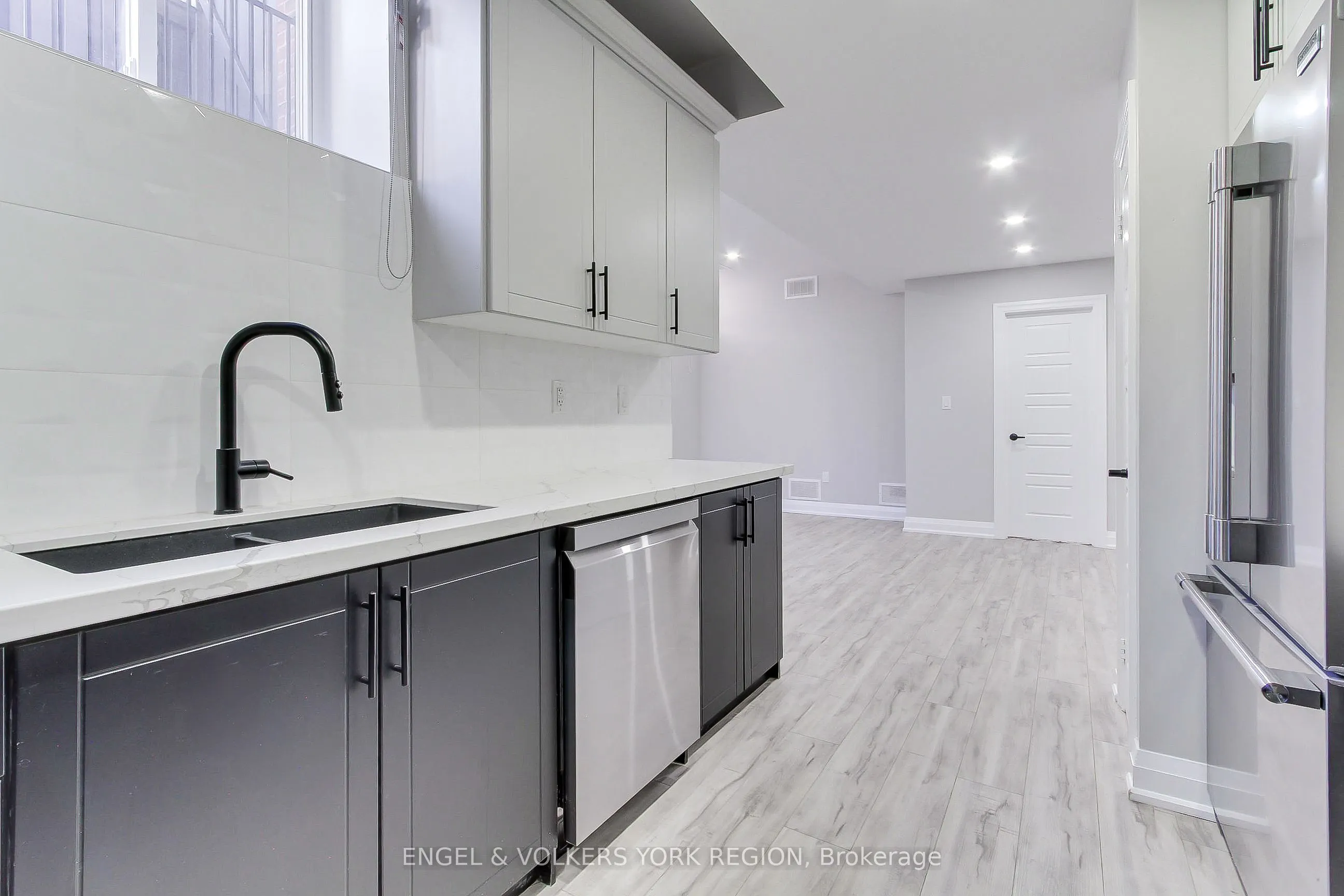 4 Valley Point Crescent, #BSMT