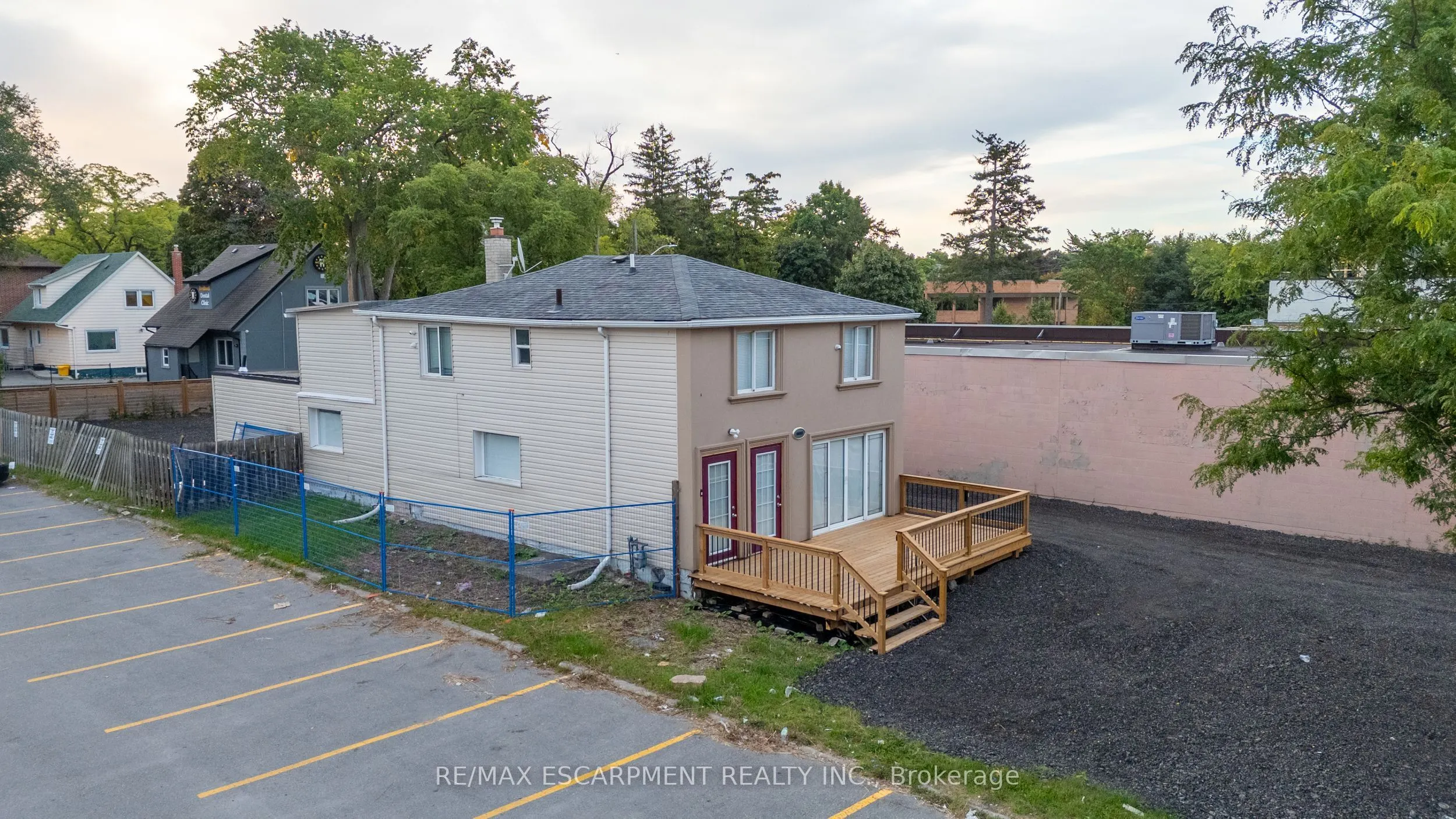 10329 Yonge Street