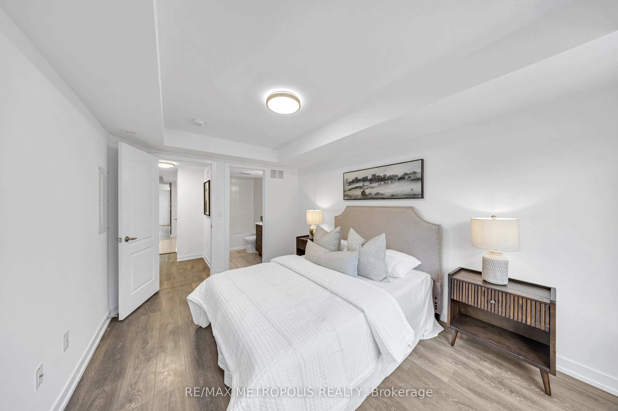 10 Westmeath Lane, #2226