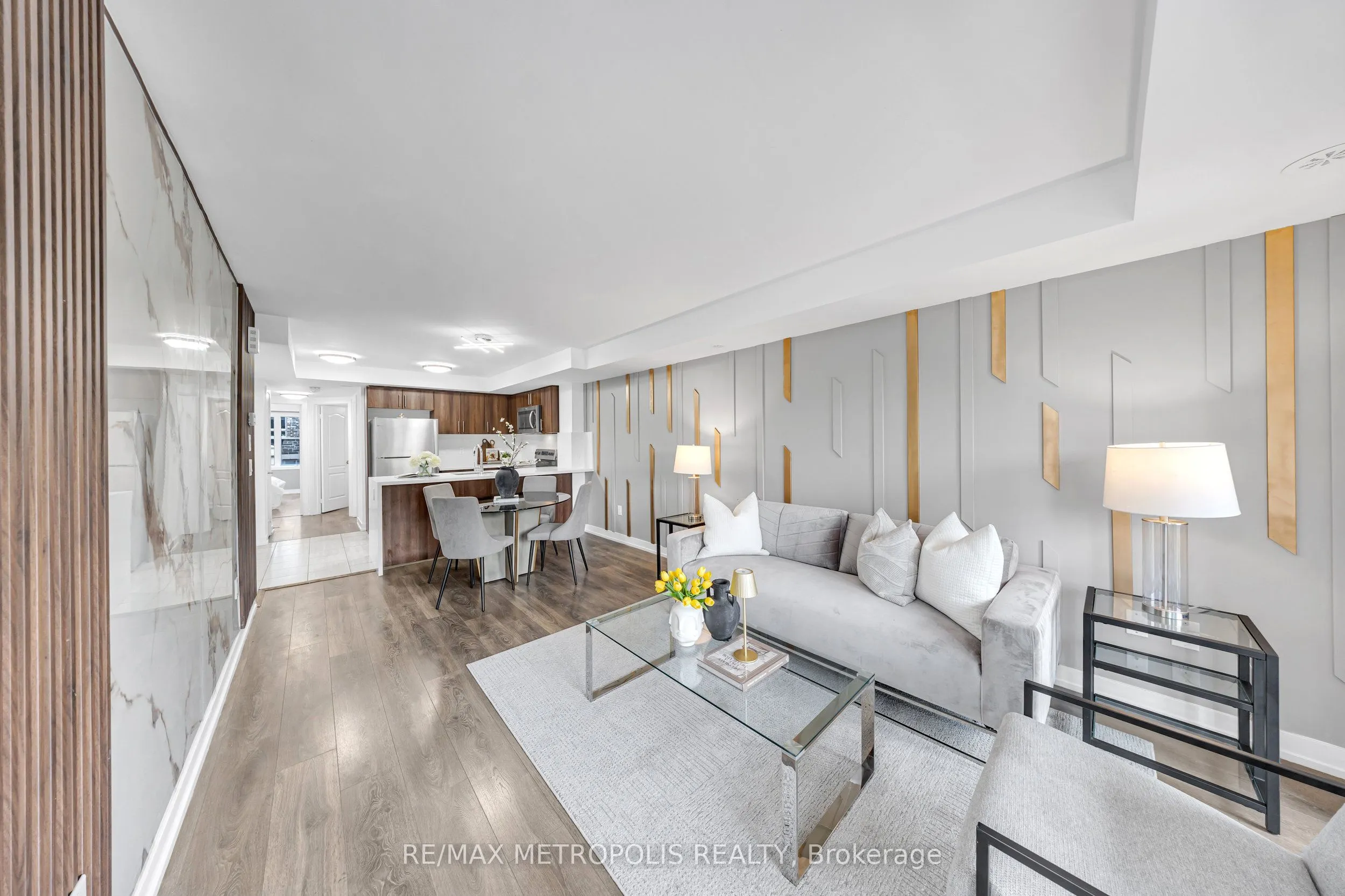 10 Westmeath Lane, #2226