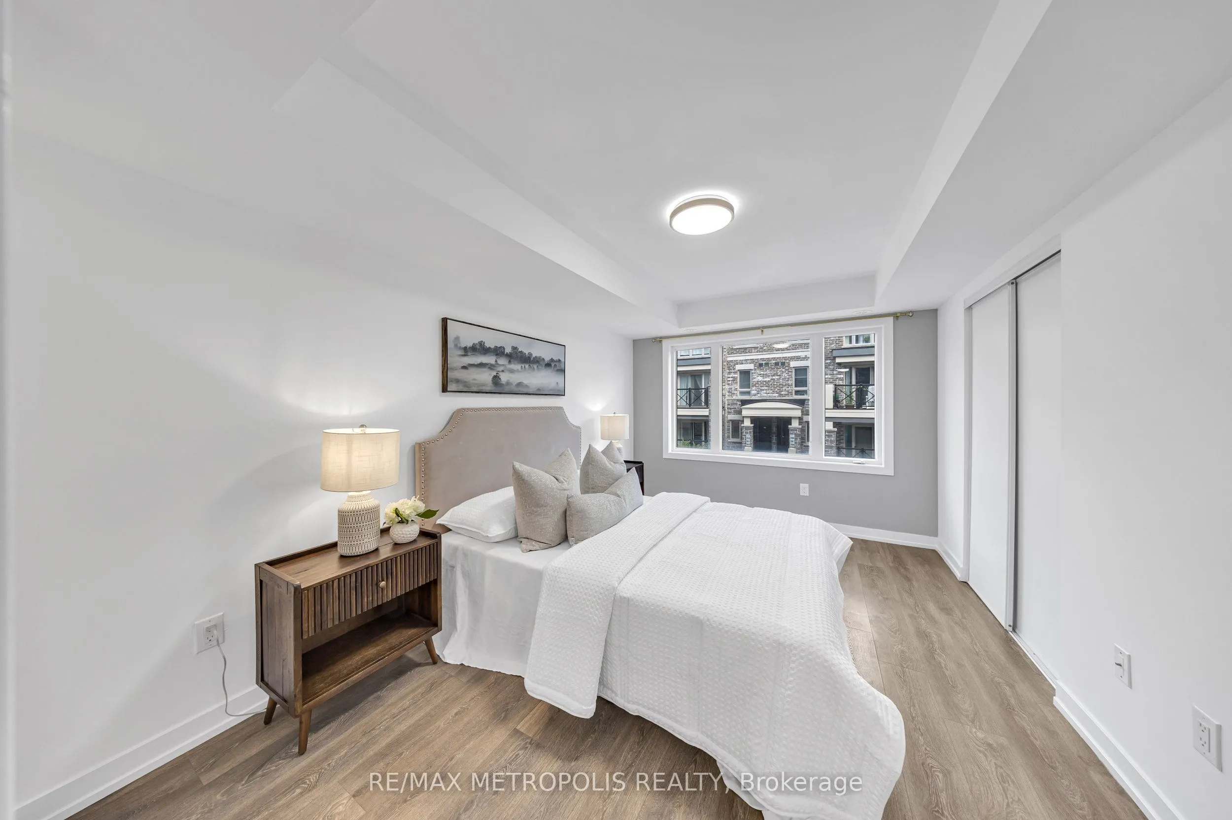 10 Westmeath Lane, #2226