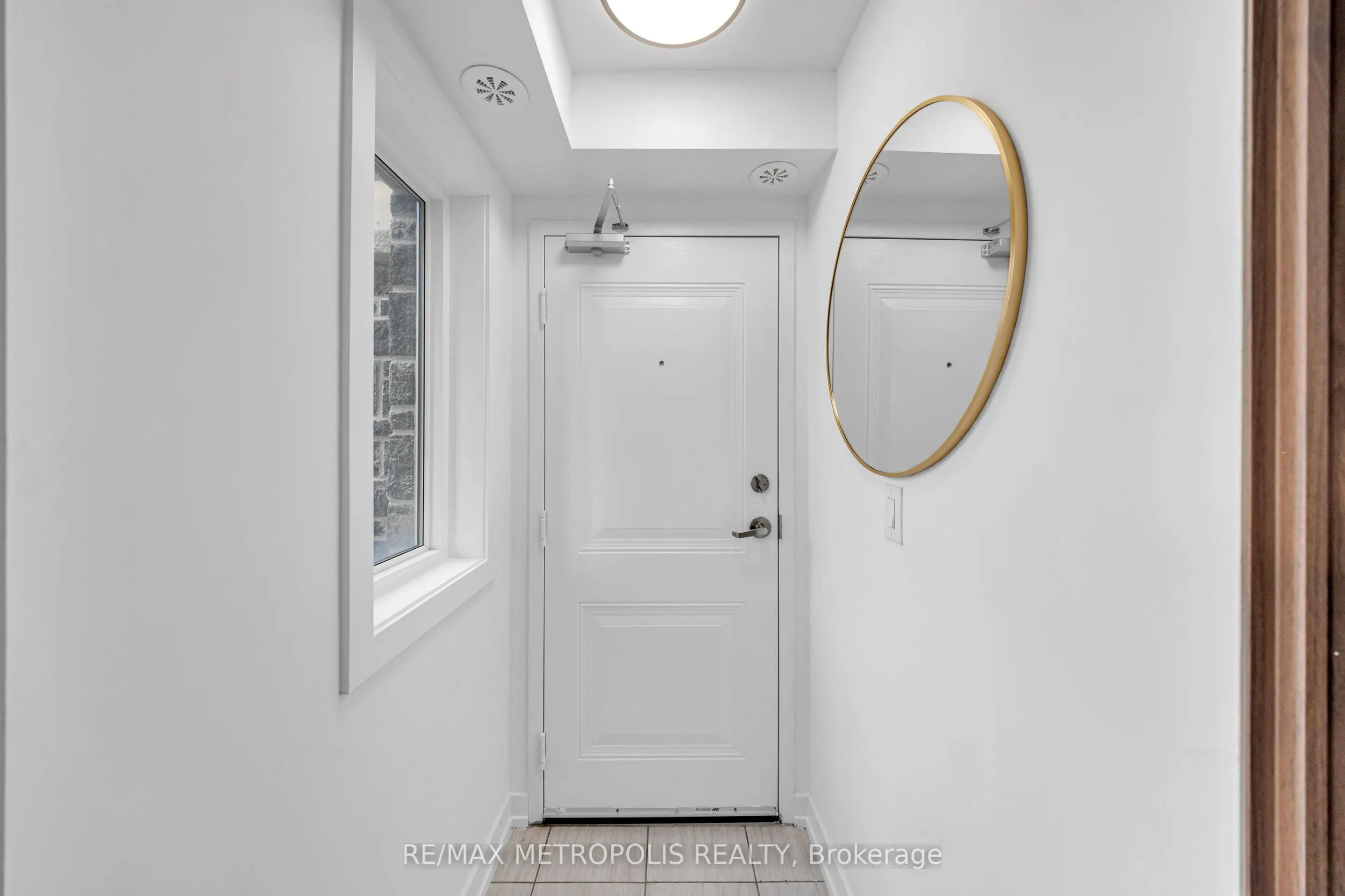 10 Westmeath Lane, #2226