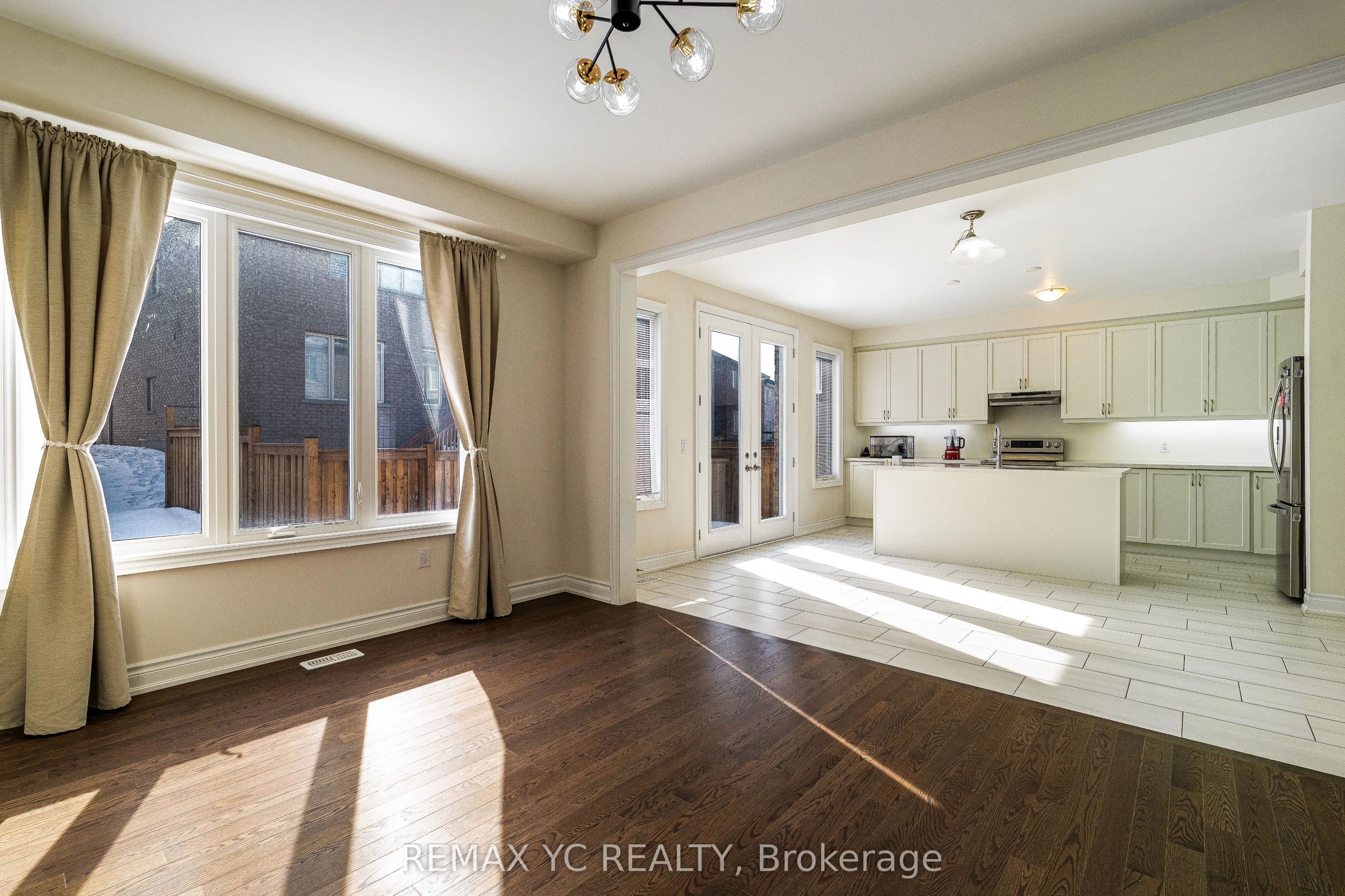 17 Hitching Post Lane