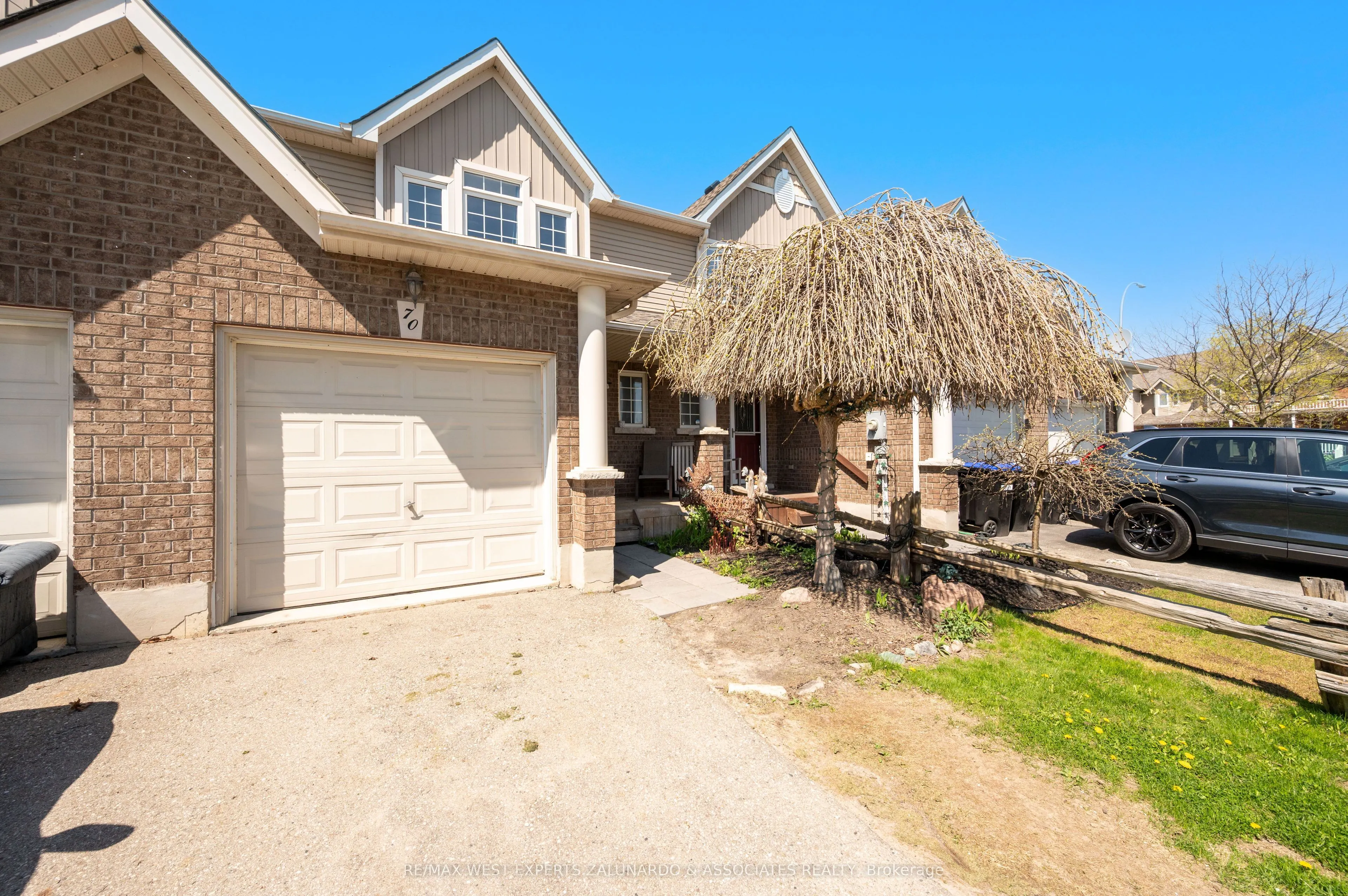 70 Ruthven Crescent