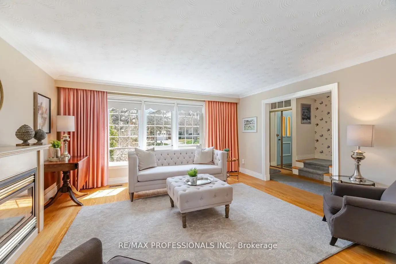 77 Bedford Park Avenue
