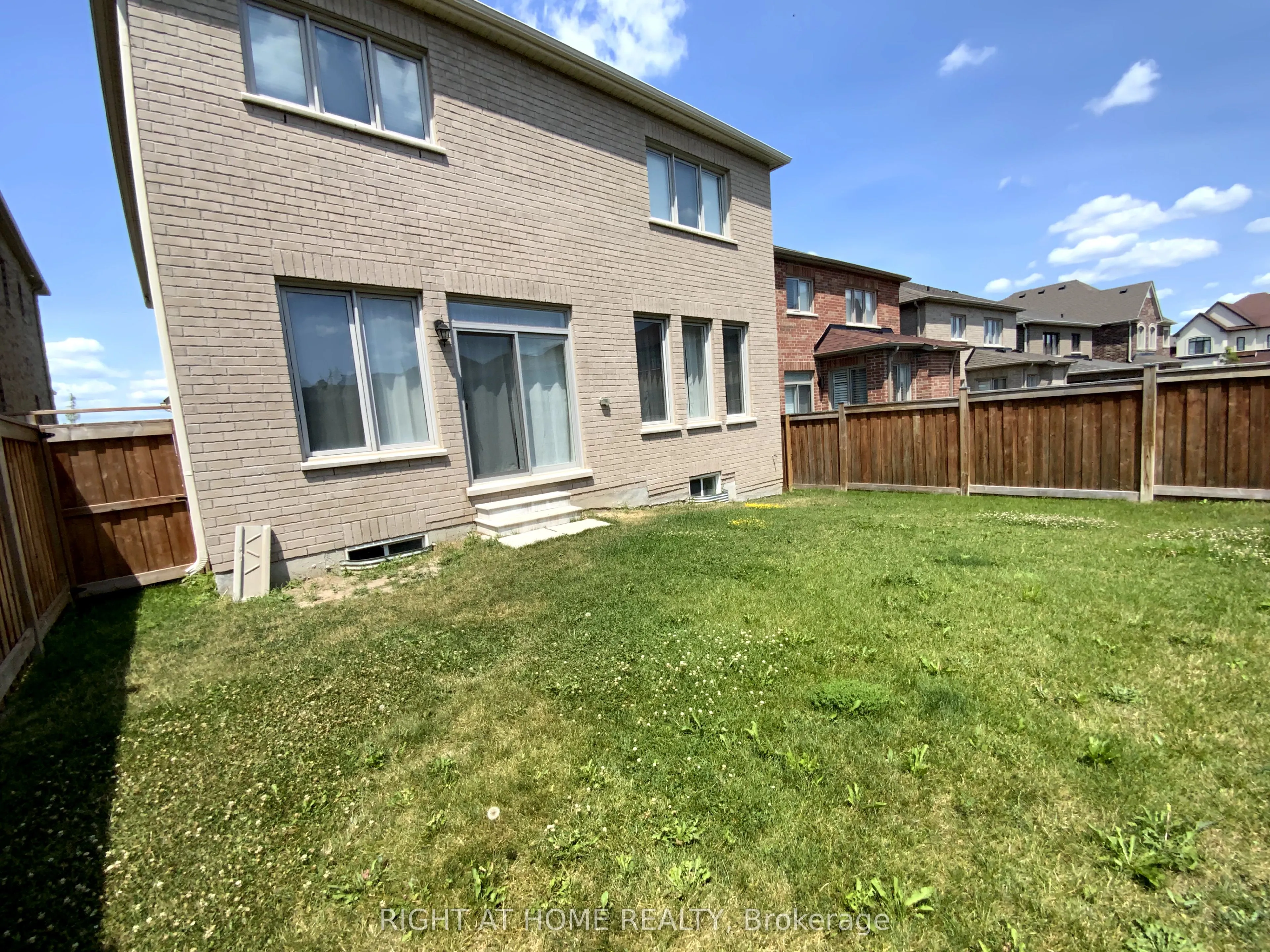29 Pear Blossom Way
