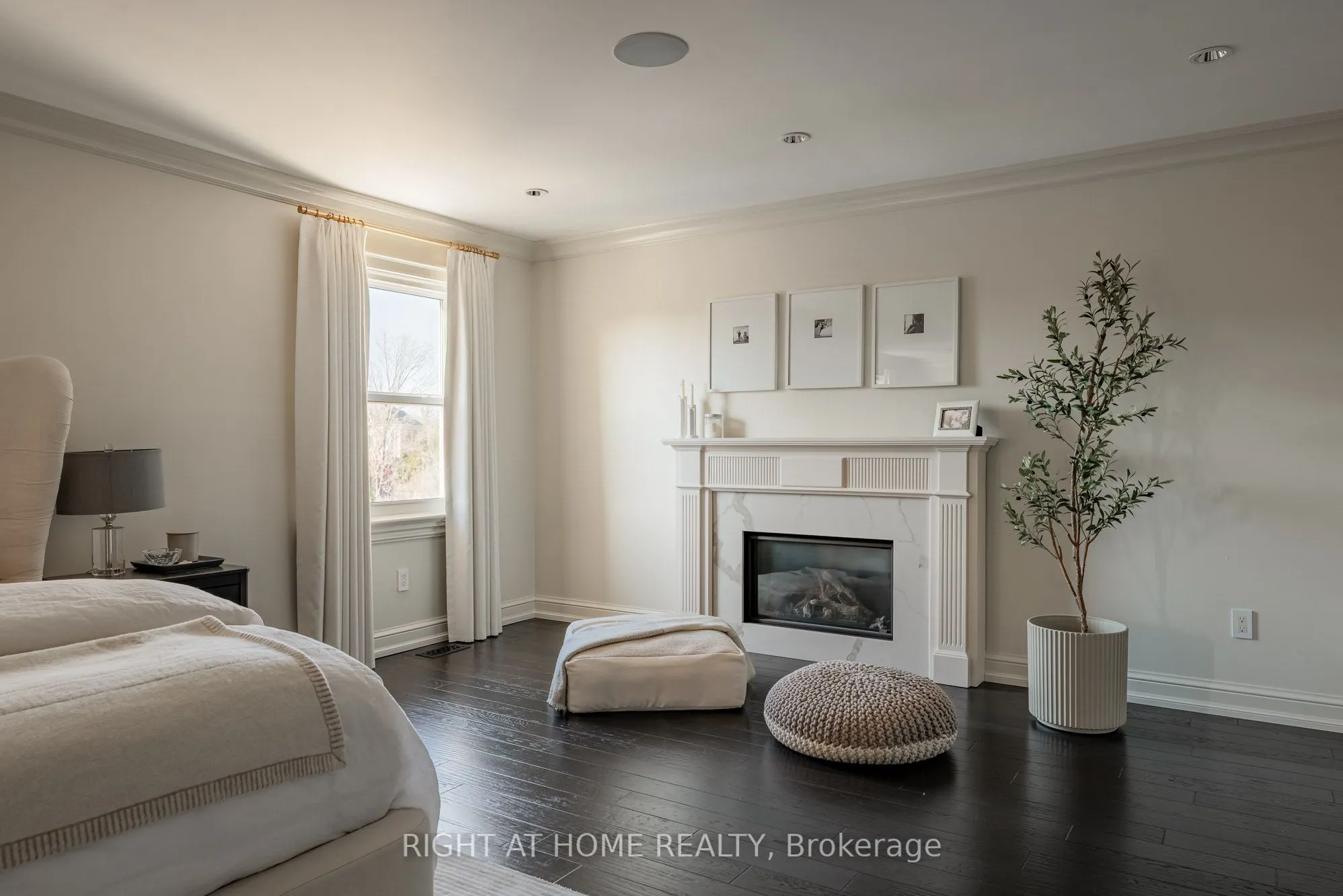 40 Oatlands Crescent