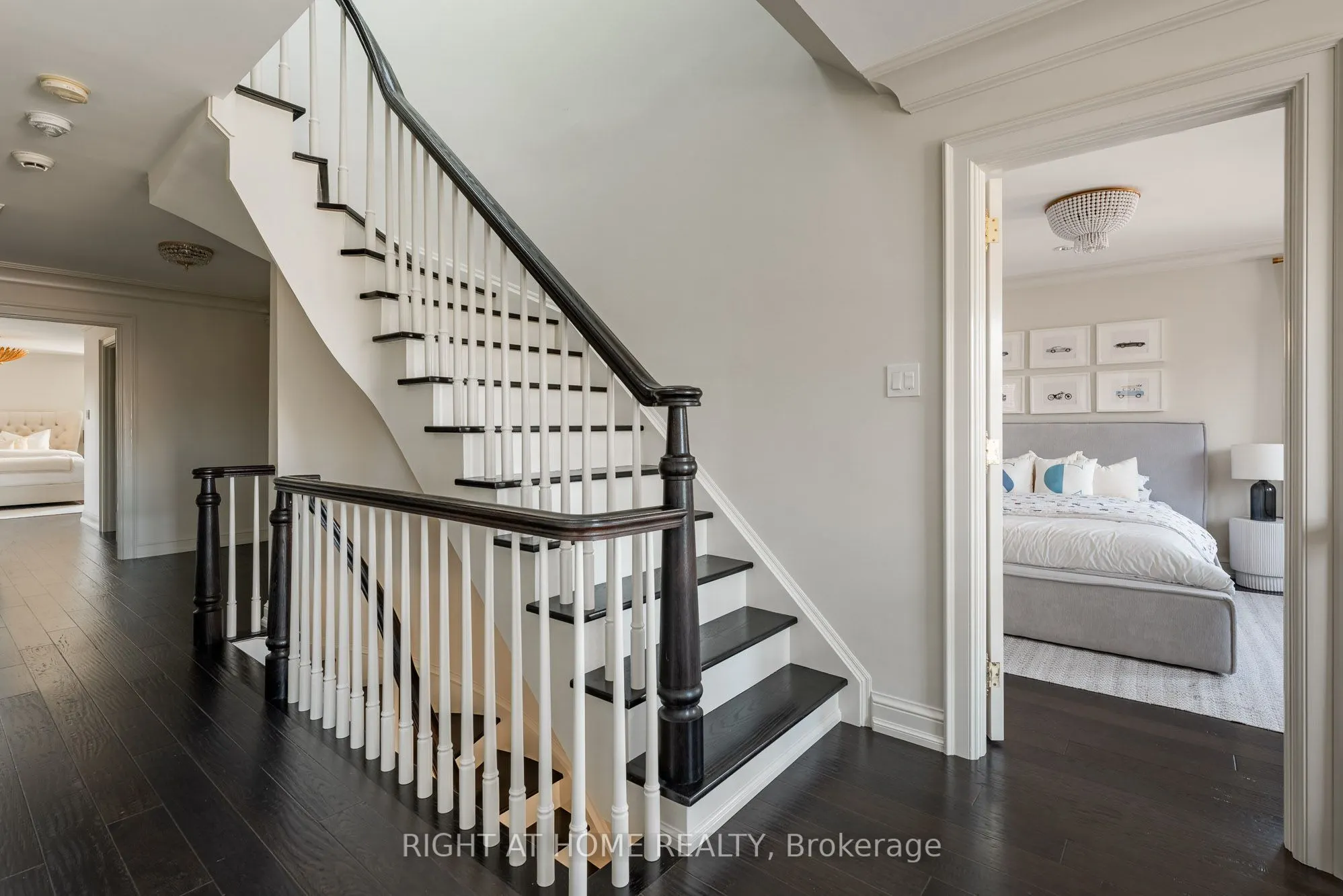 40 Oatlands Crescent