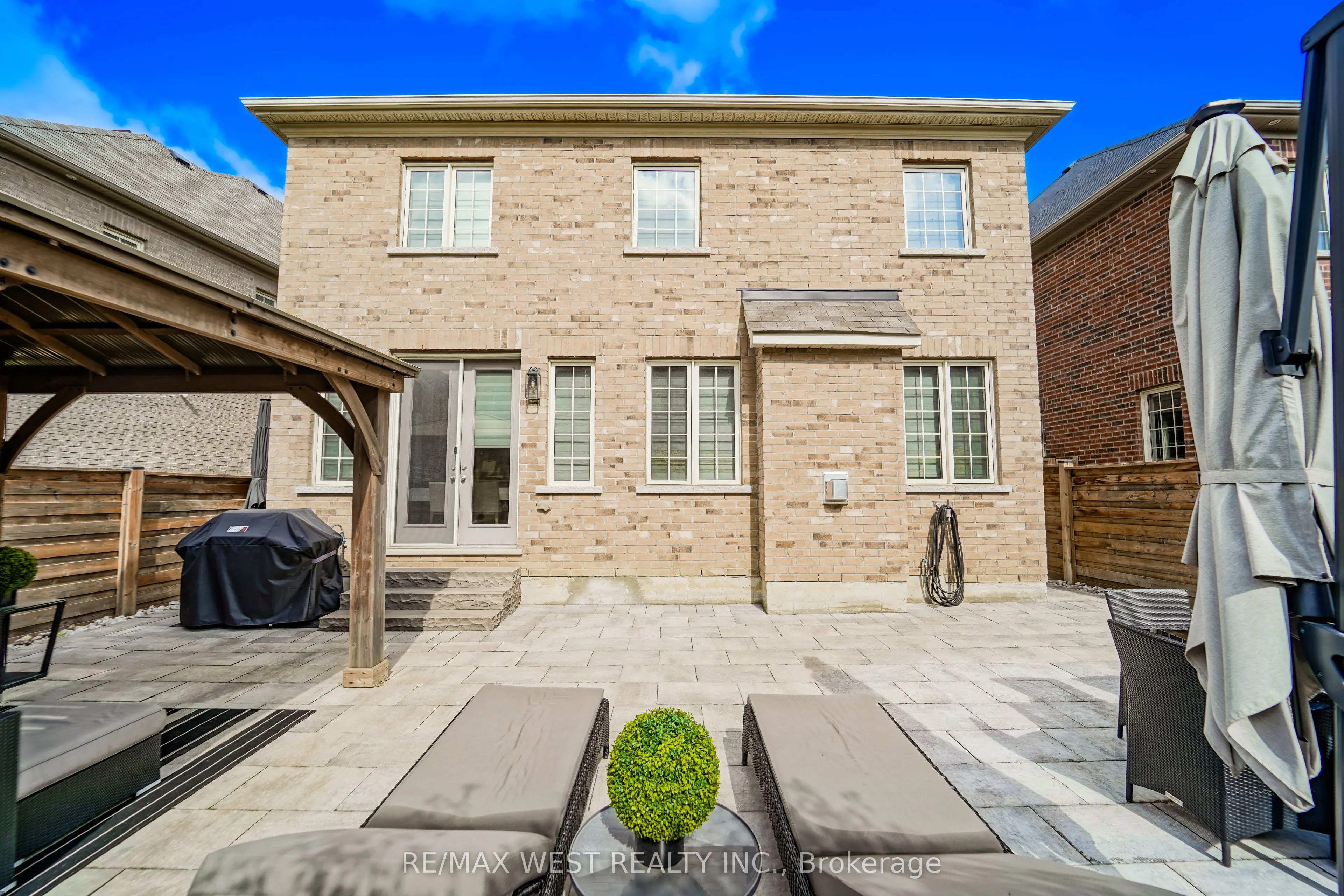 39 Condor Way