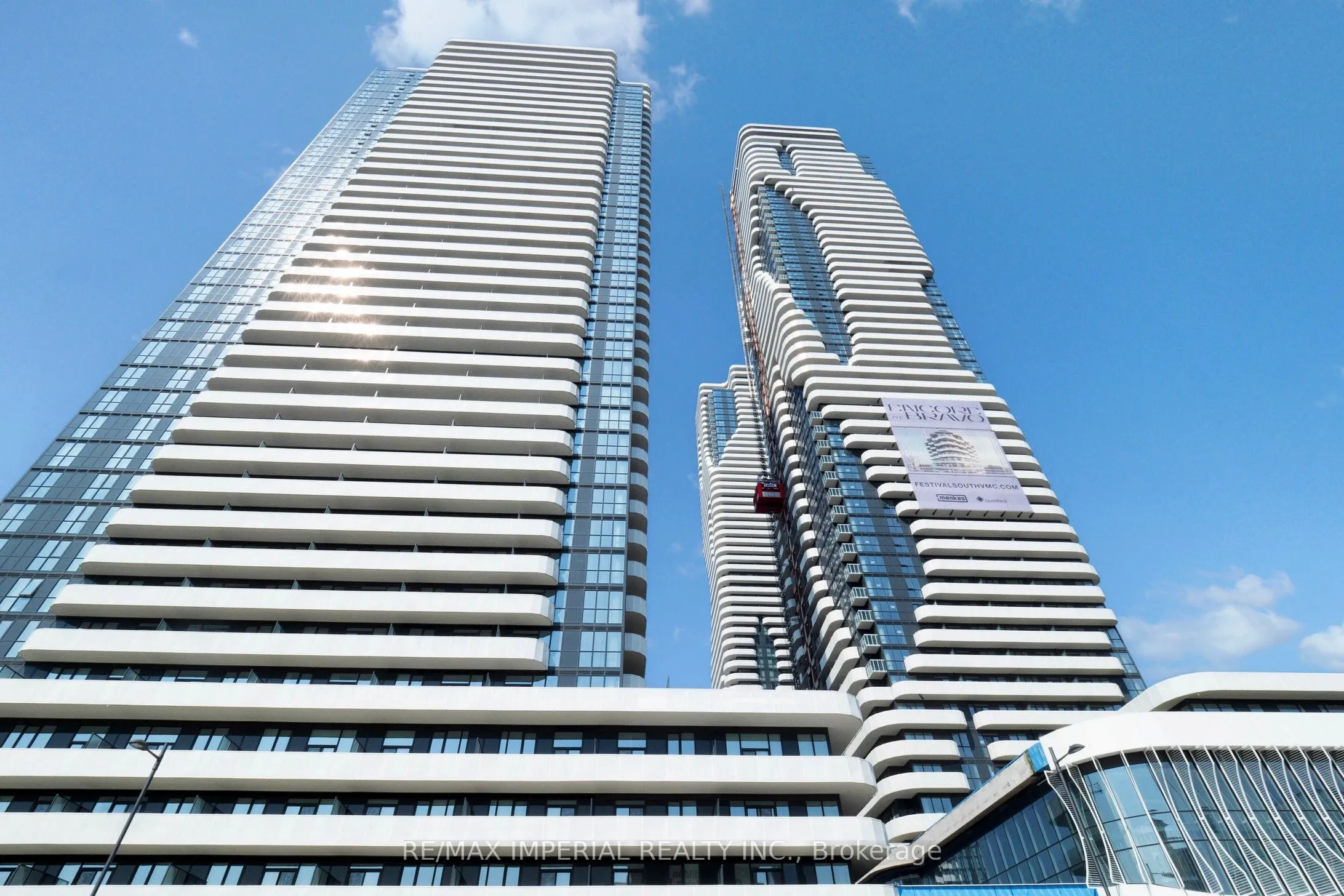 28 Interchange Way, #1211