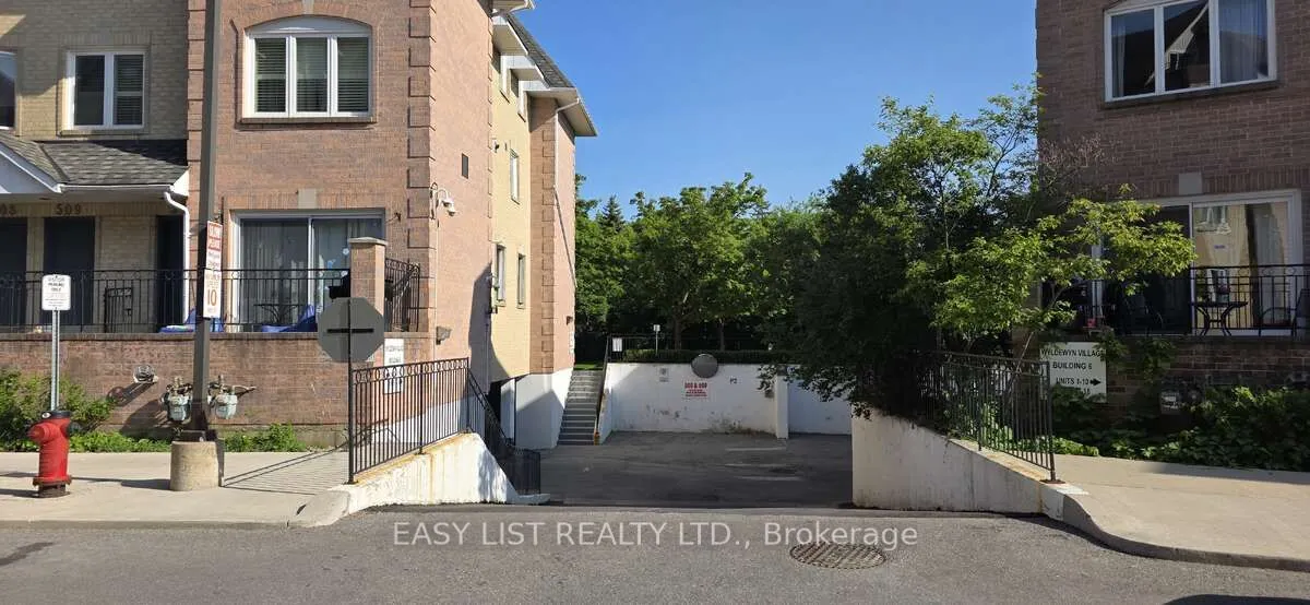 75 Weldrick Road E #613
