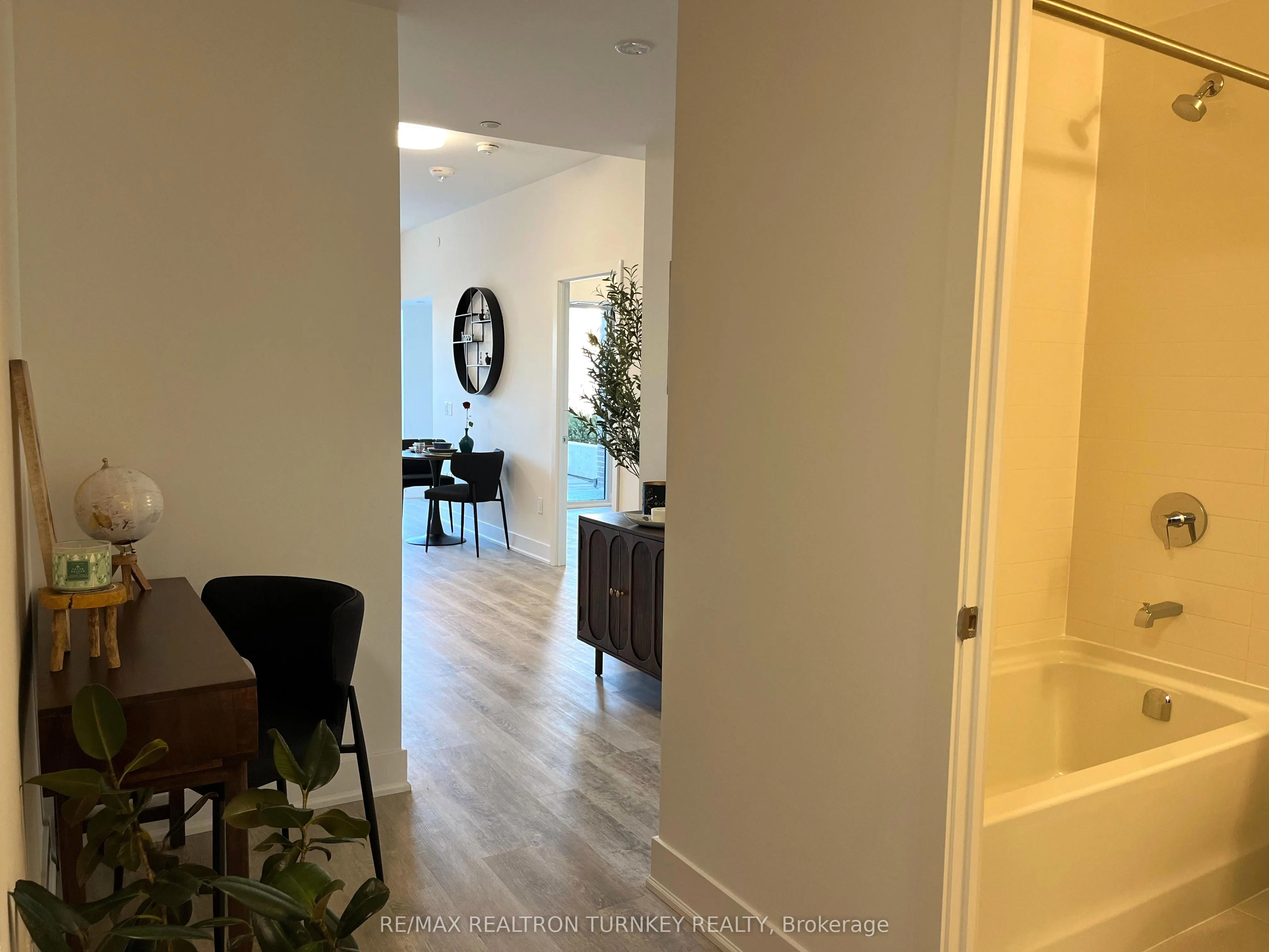 185 Deerfield Road, #018