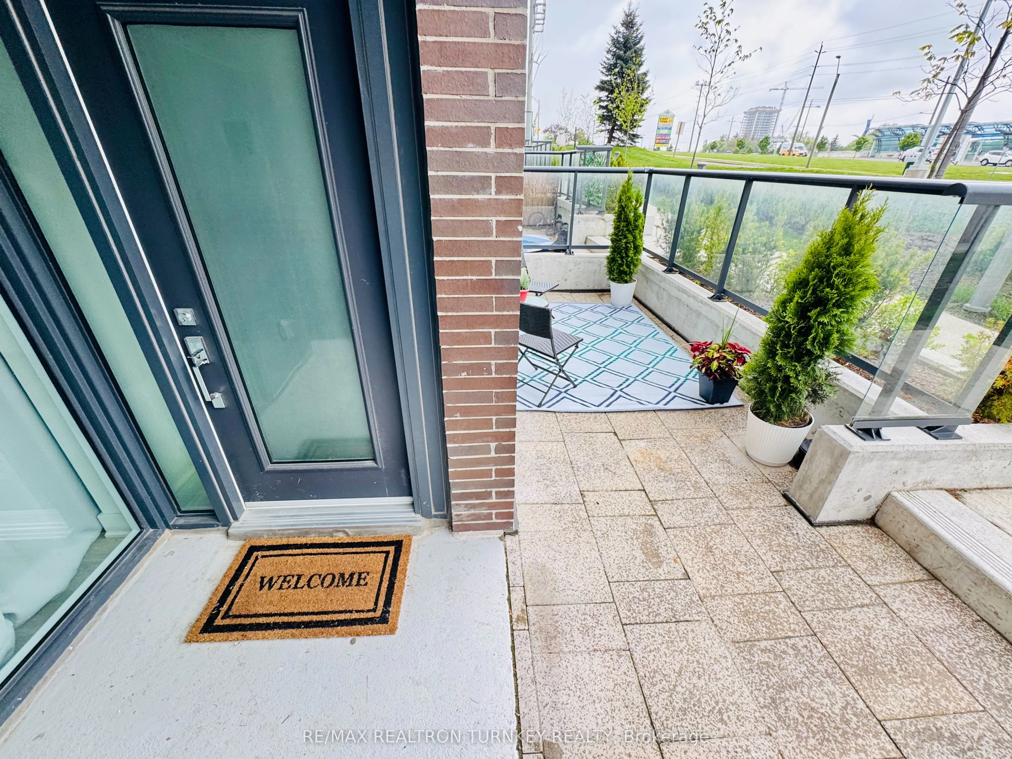 185 Deerfield Road, #018