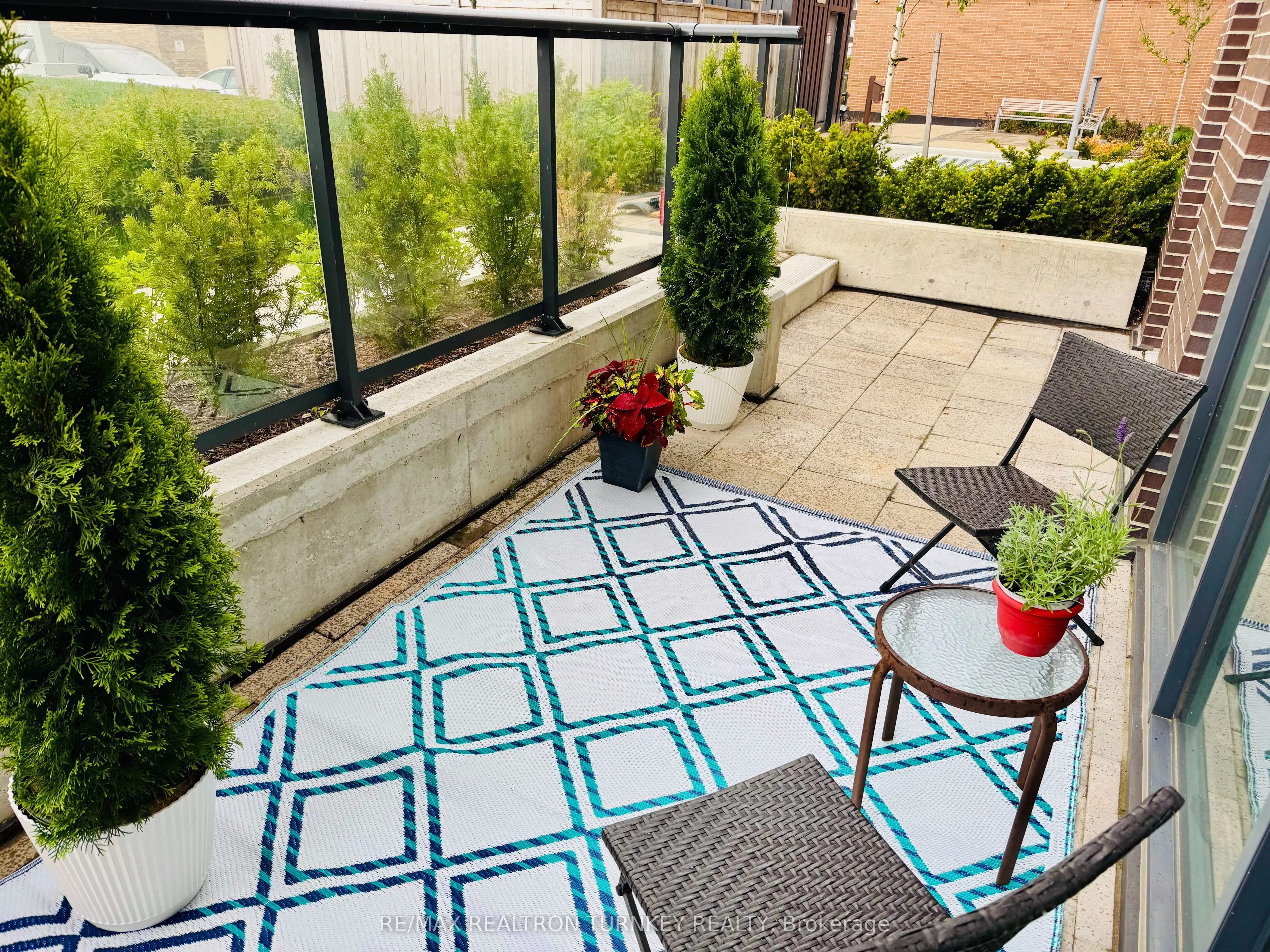 185 Deerfield Road, #018