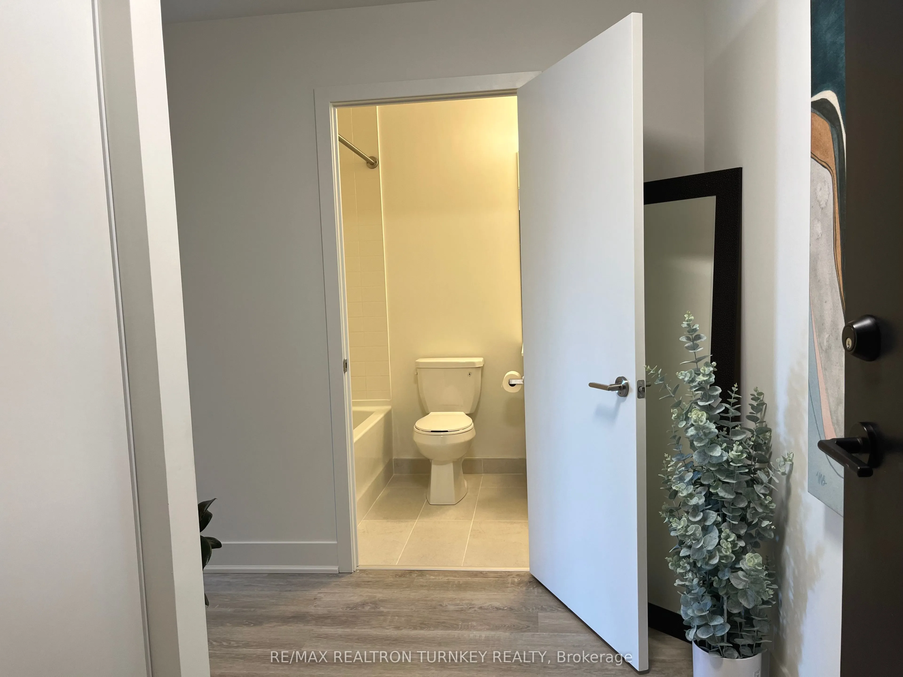 185 Deerfield Road, #018