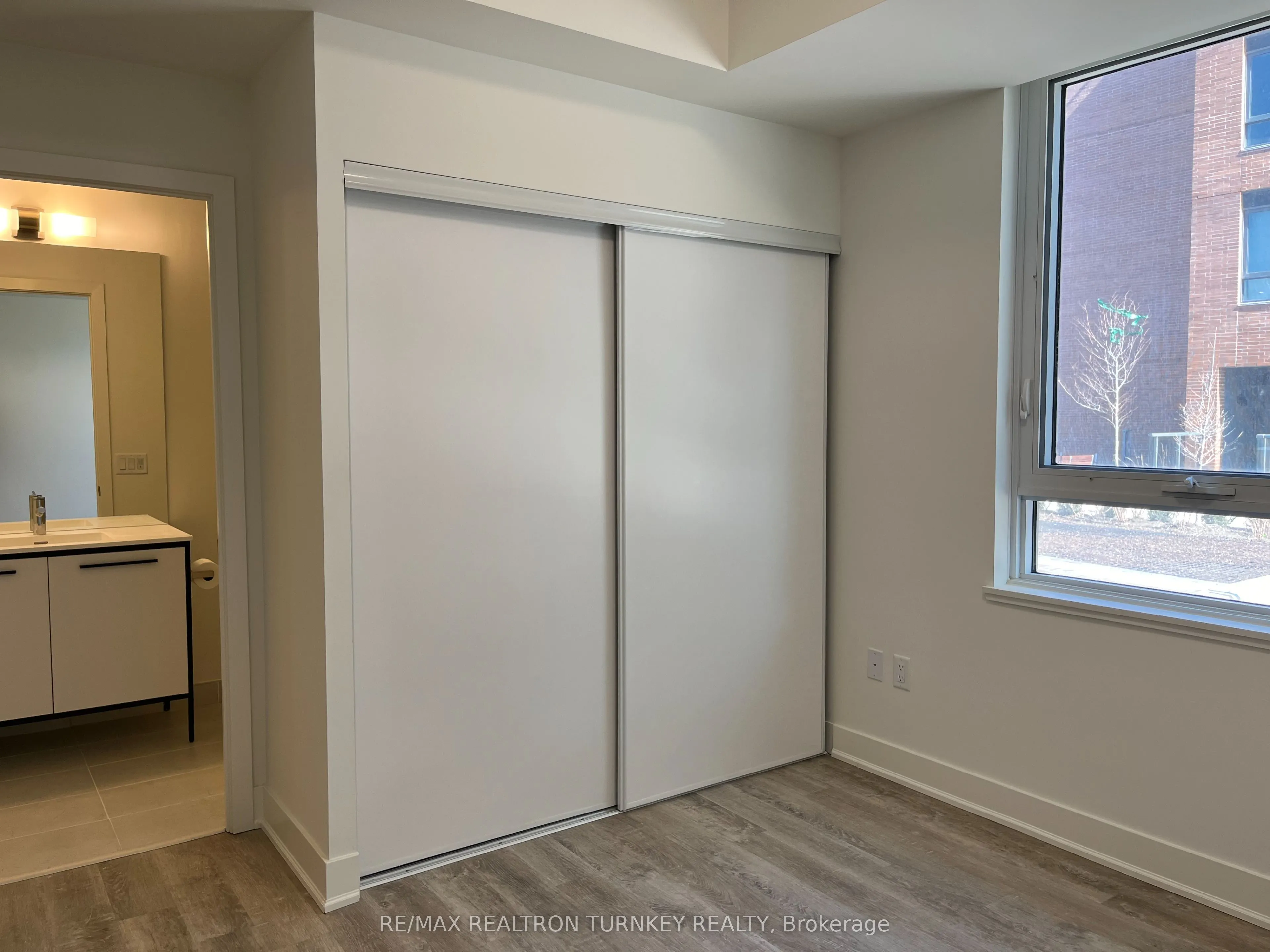 185 Deerfield Road, #018