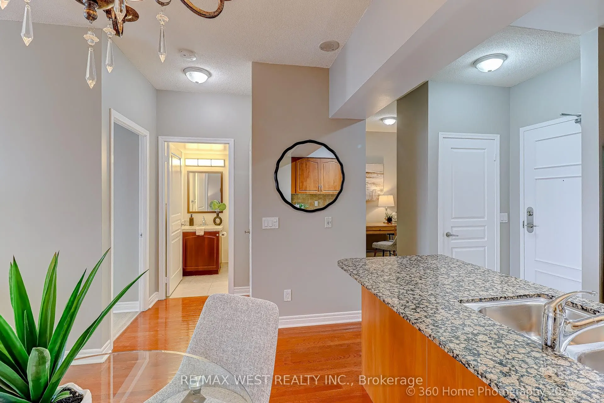 350 Red Maple Road, #802