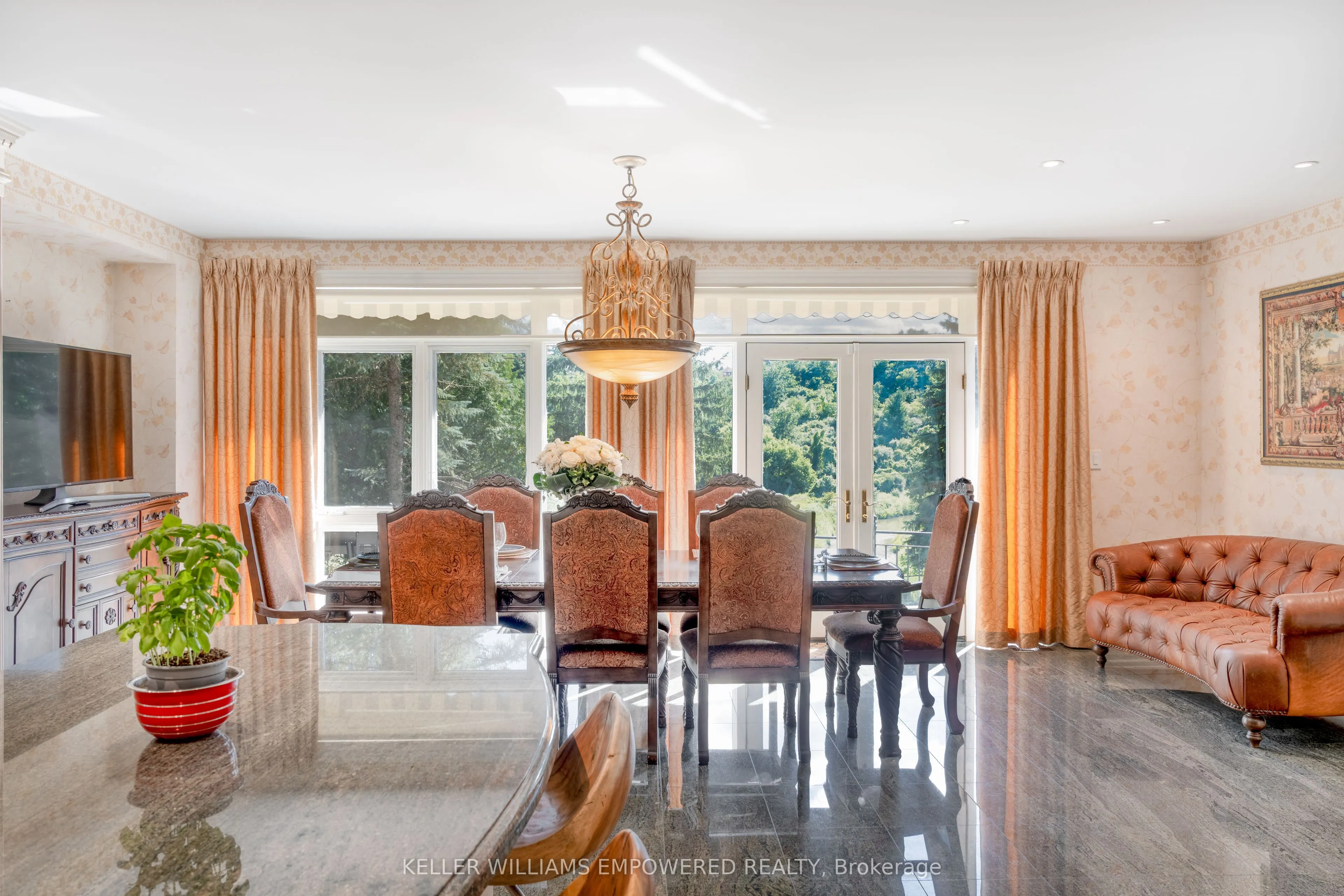 90 Humberview Drive