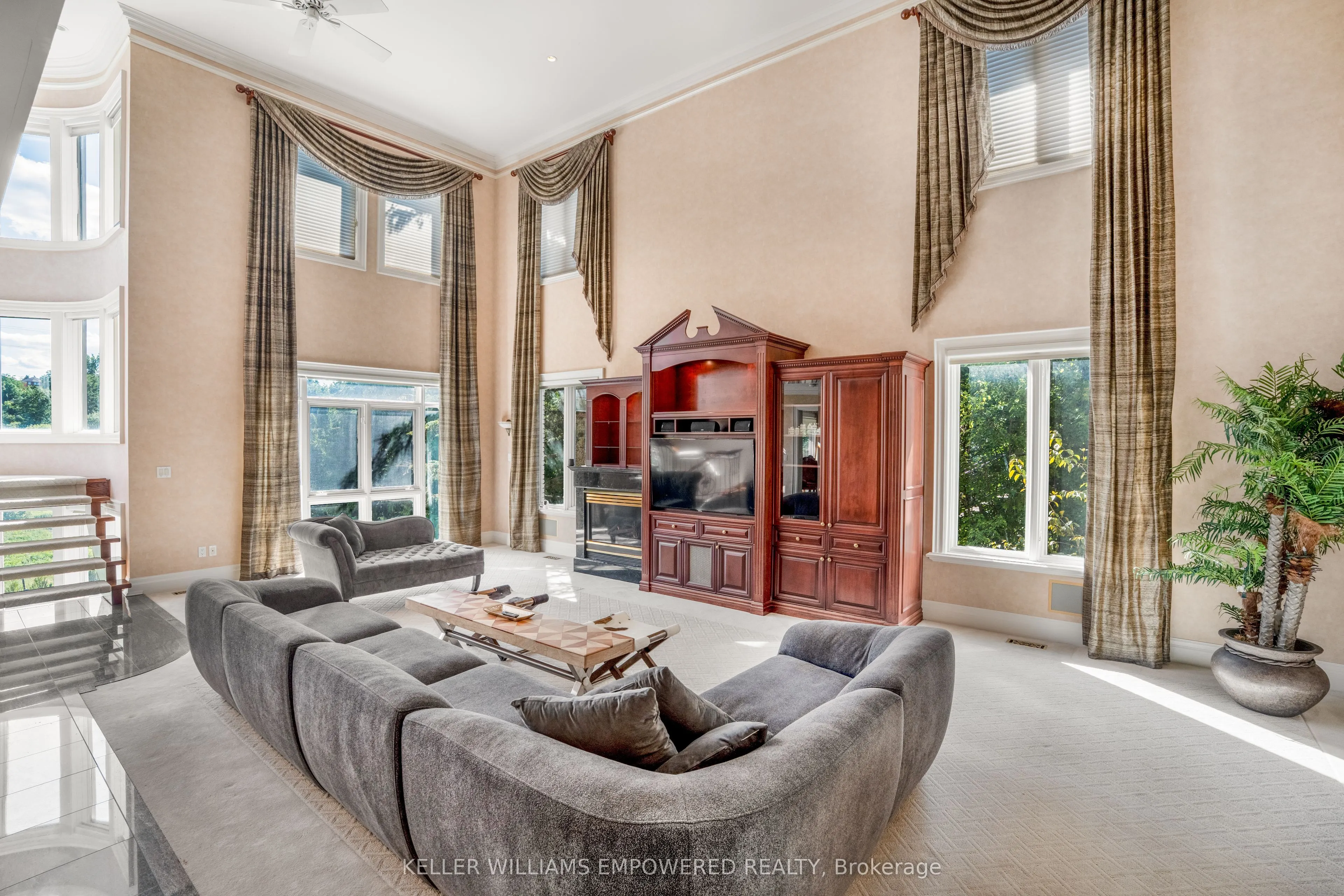 90 Humberview Drive
