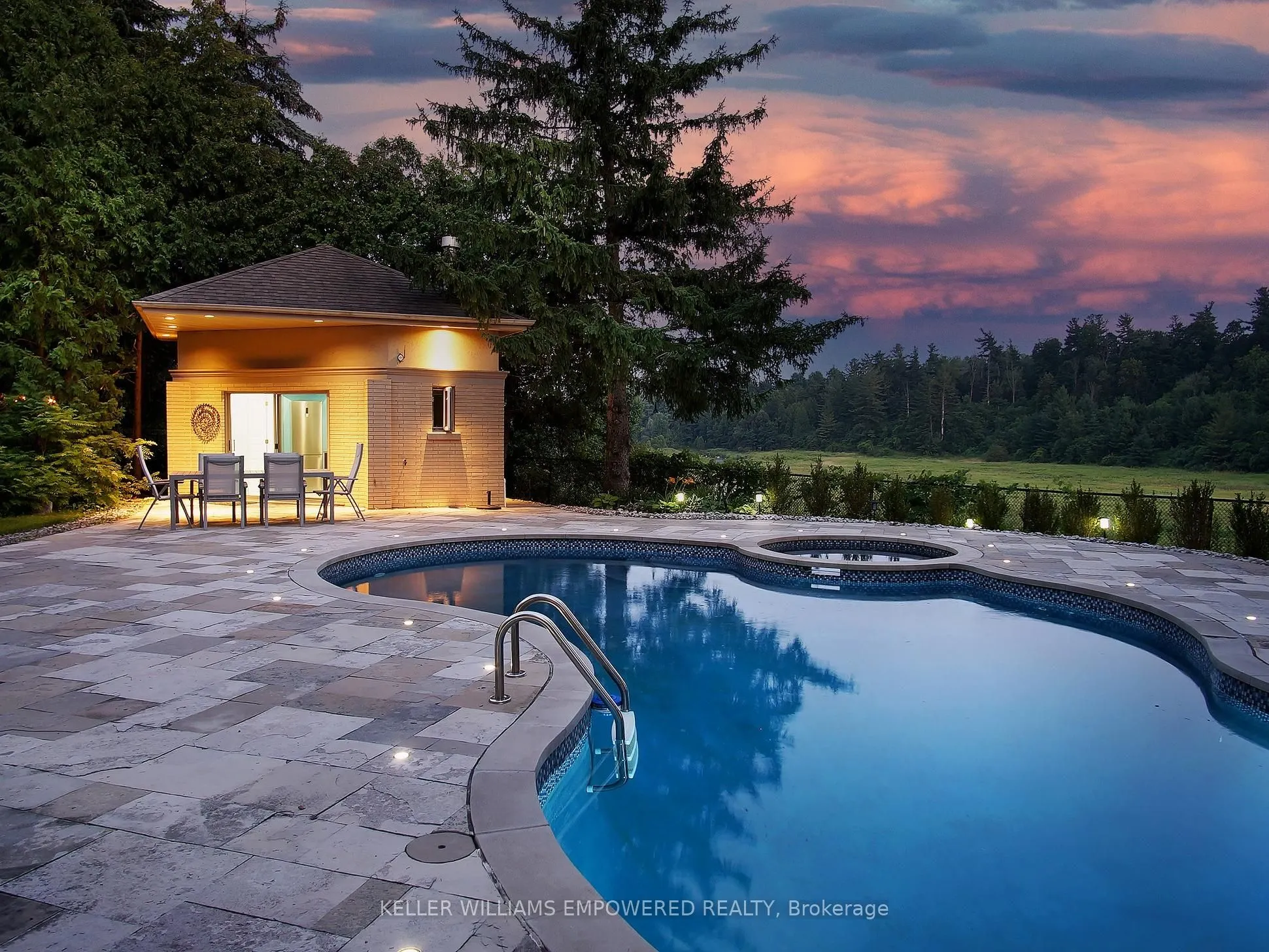 90 Humberview Drive
