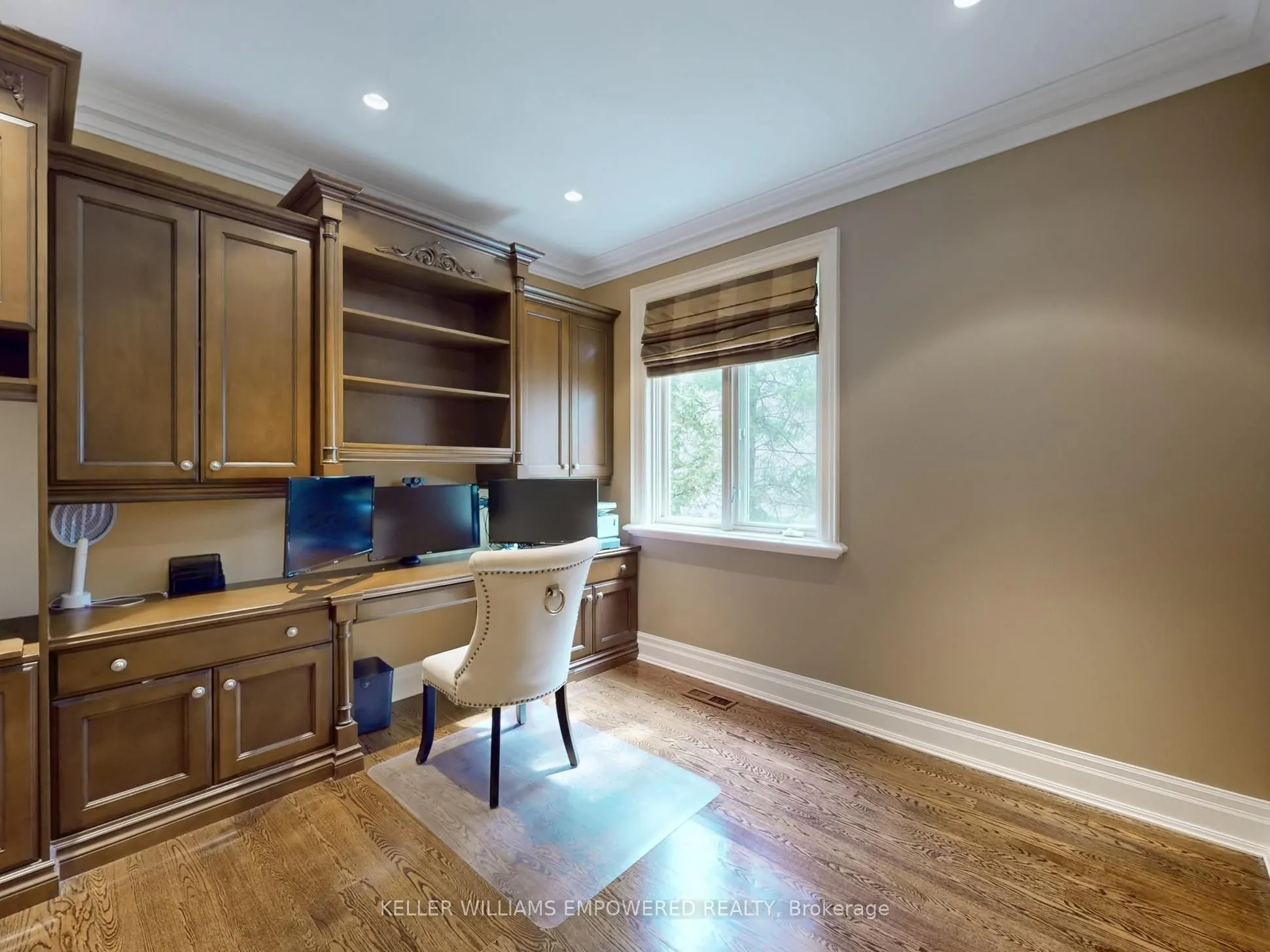 90 Humberview Drive