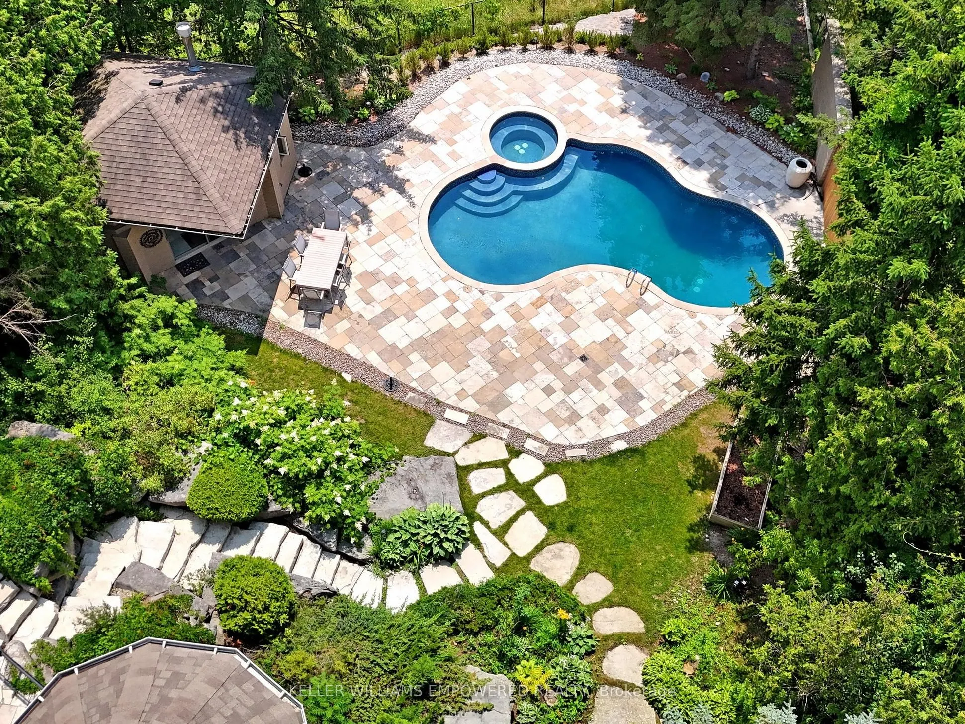 90 Humberview Drive