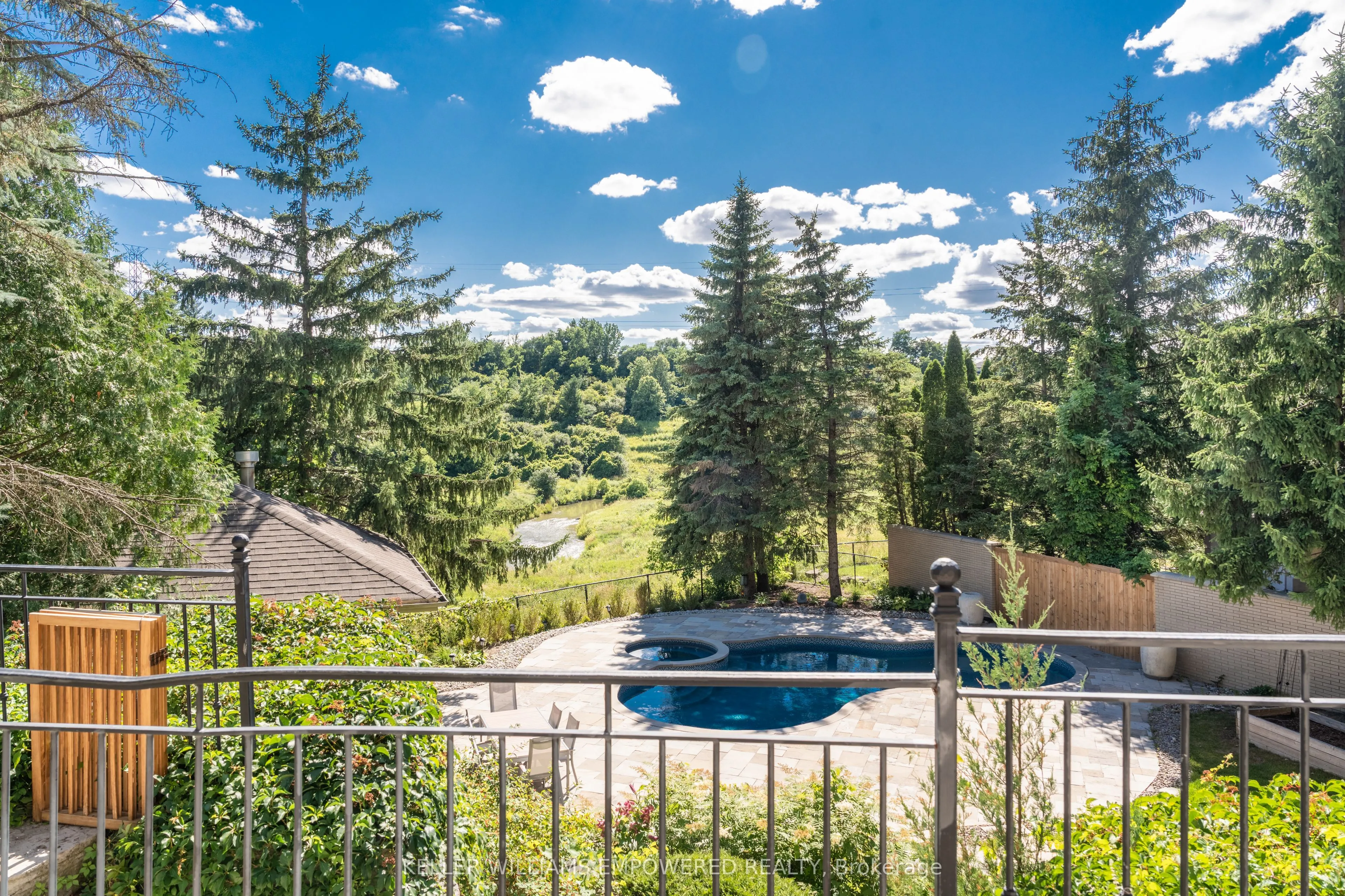 90 Humberview Drive