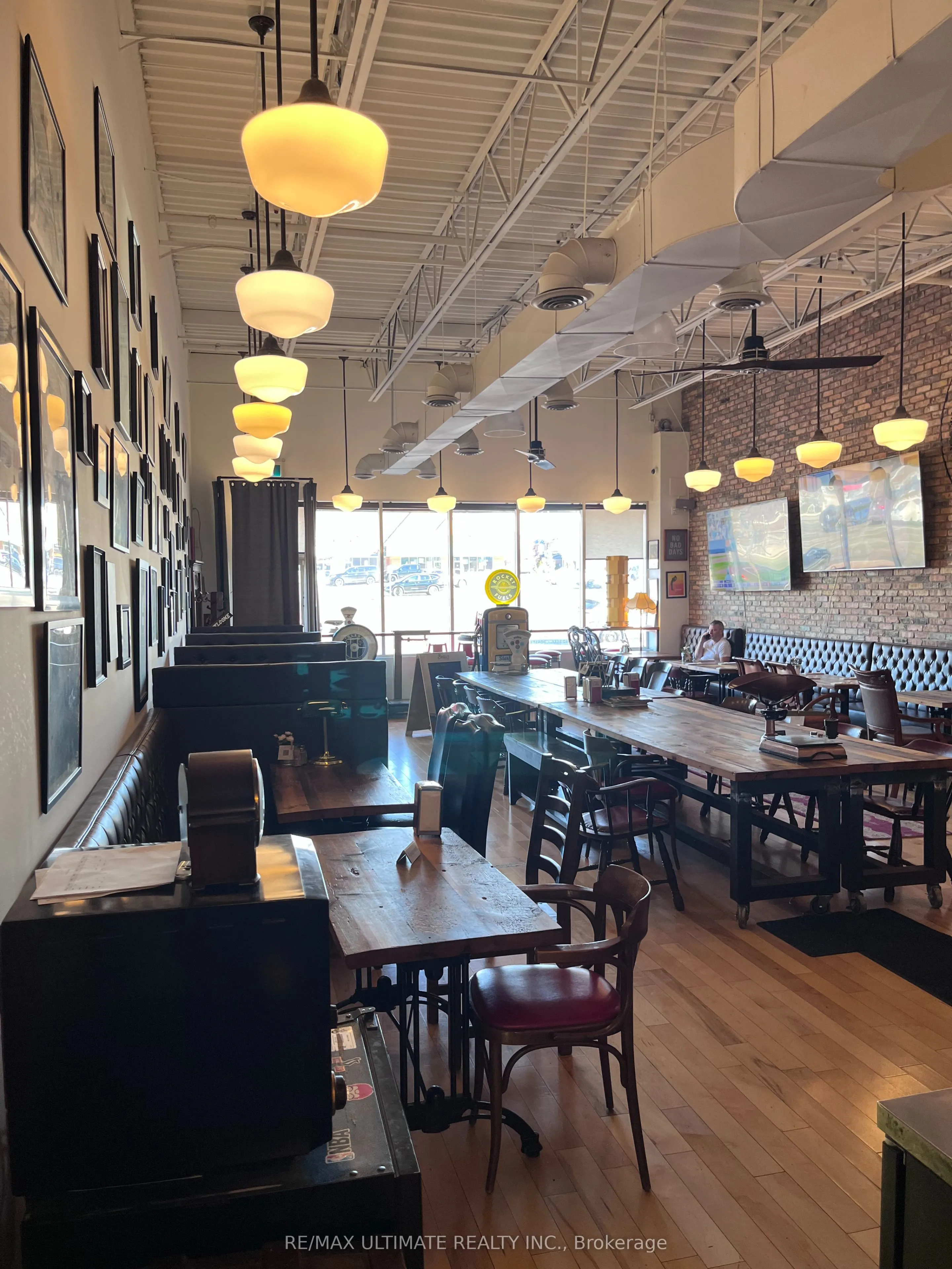 8707 Dufferin Street, #22