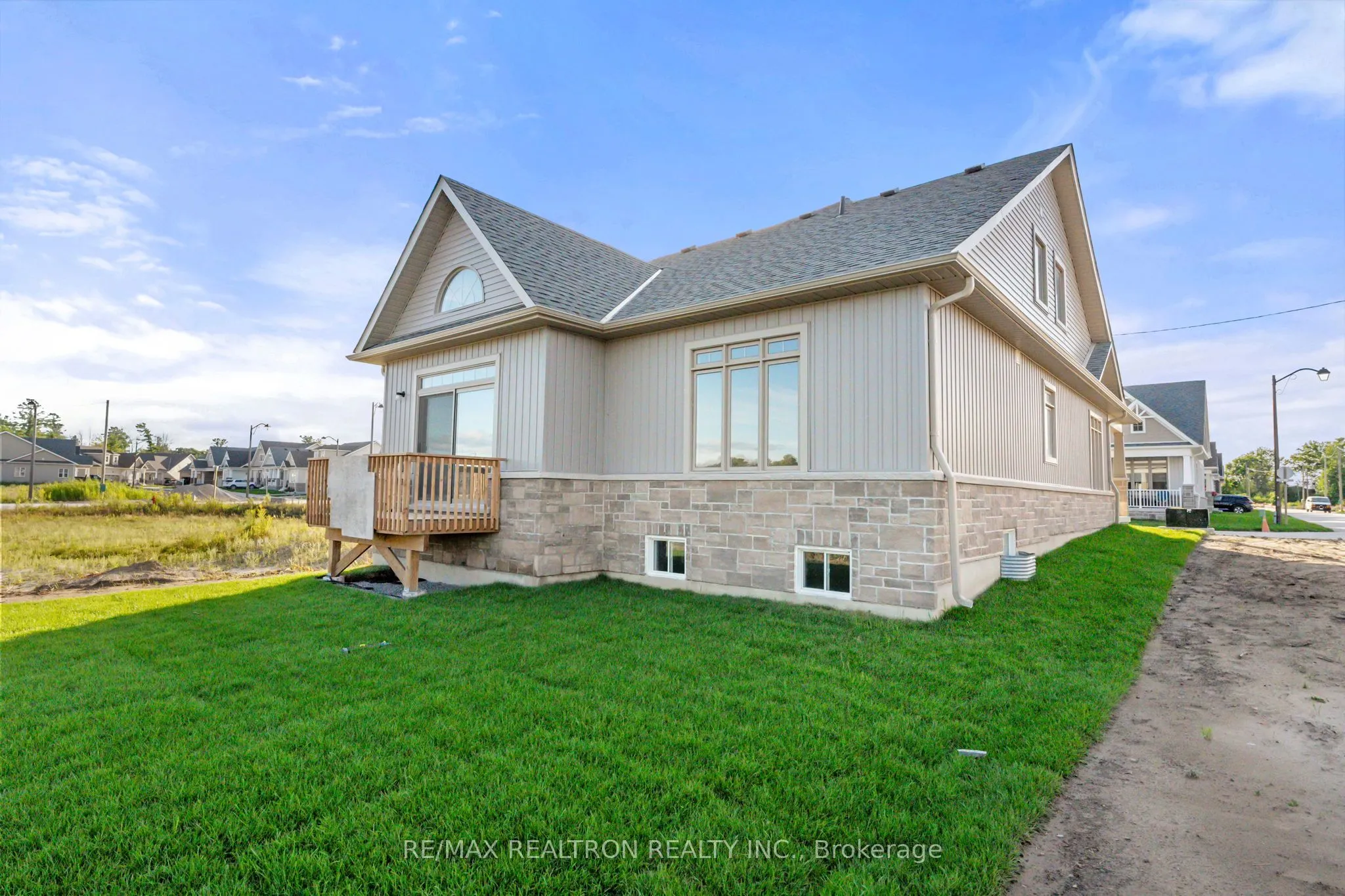 43 Palmira Drive