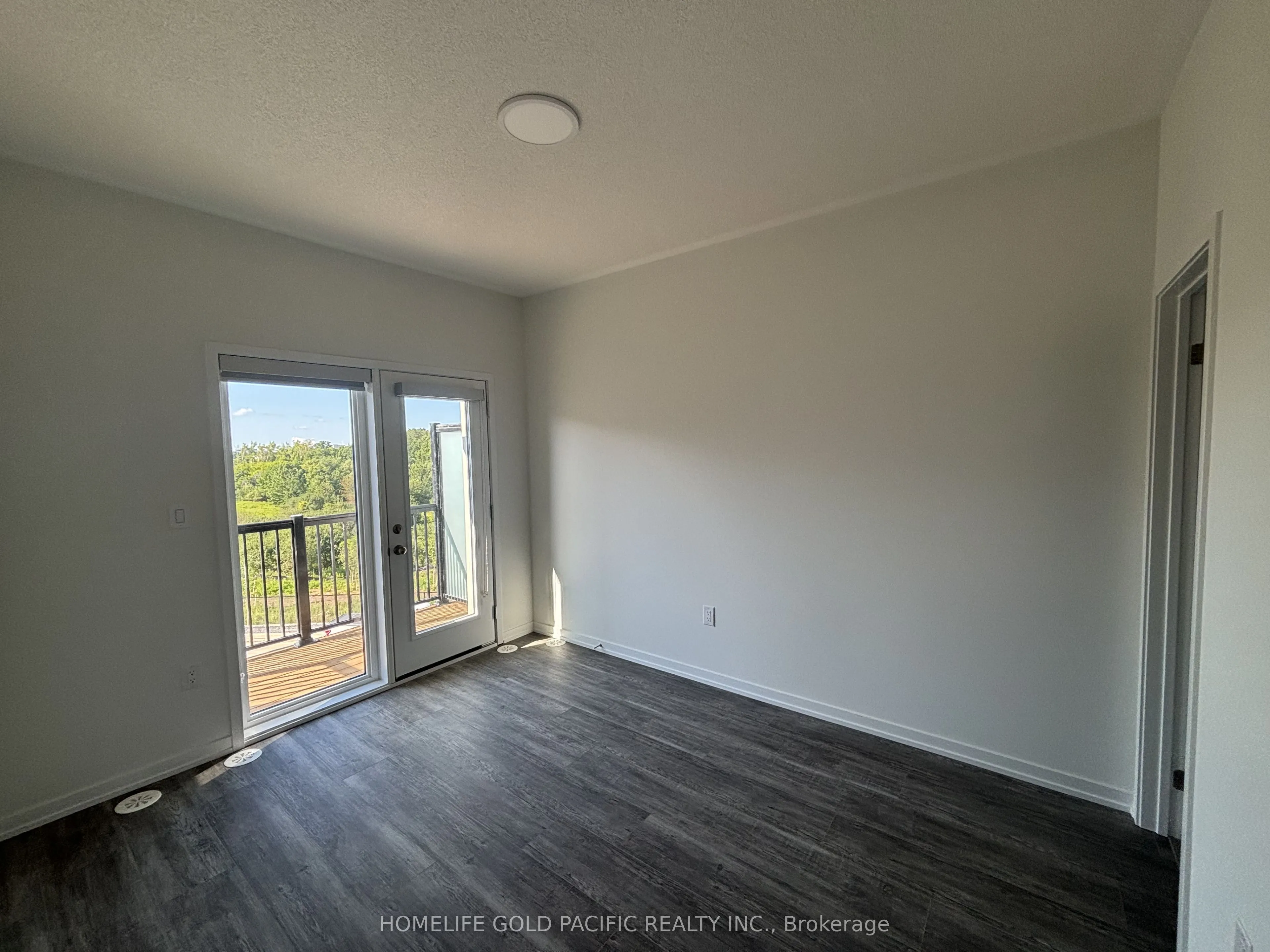 130 Matawin Lane, #3