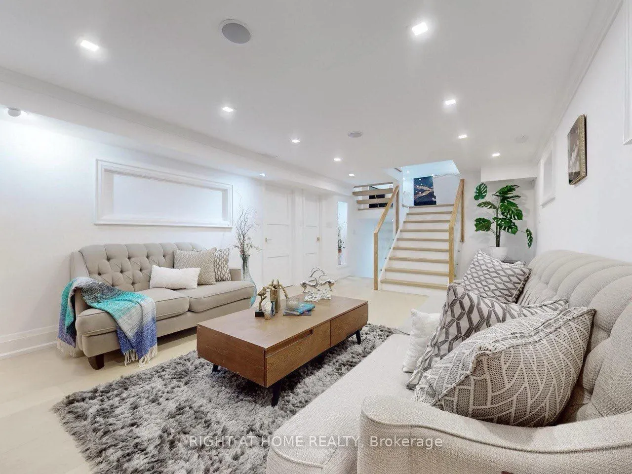 388 Bouchier Street