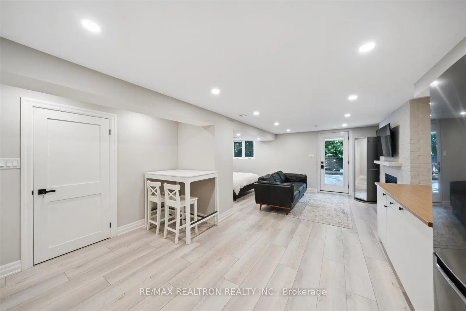89 Devins Drive