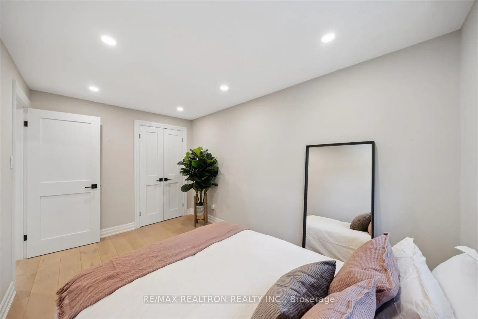 89 Devins Drive