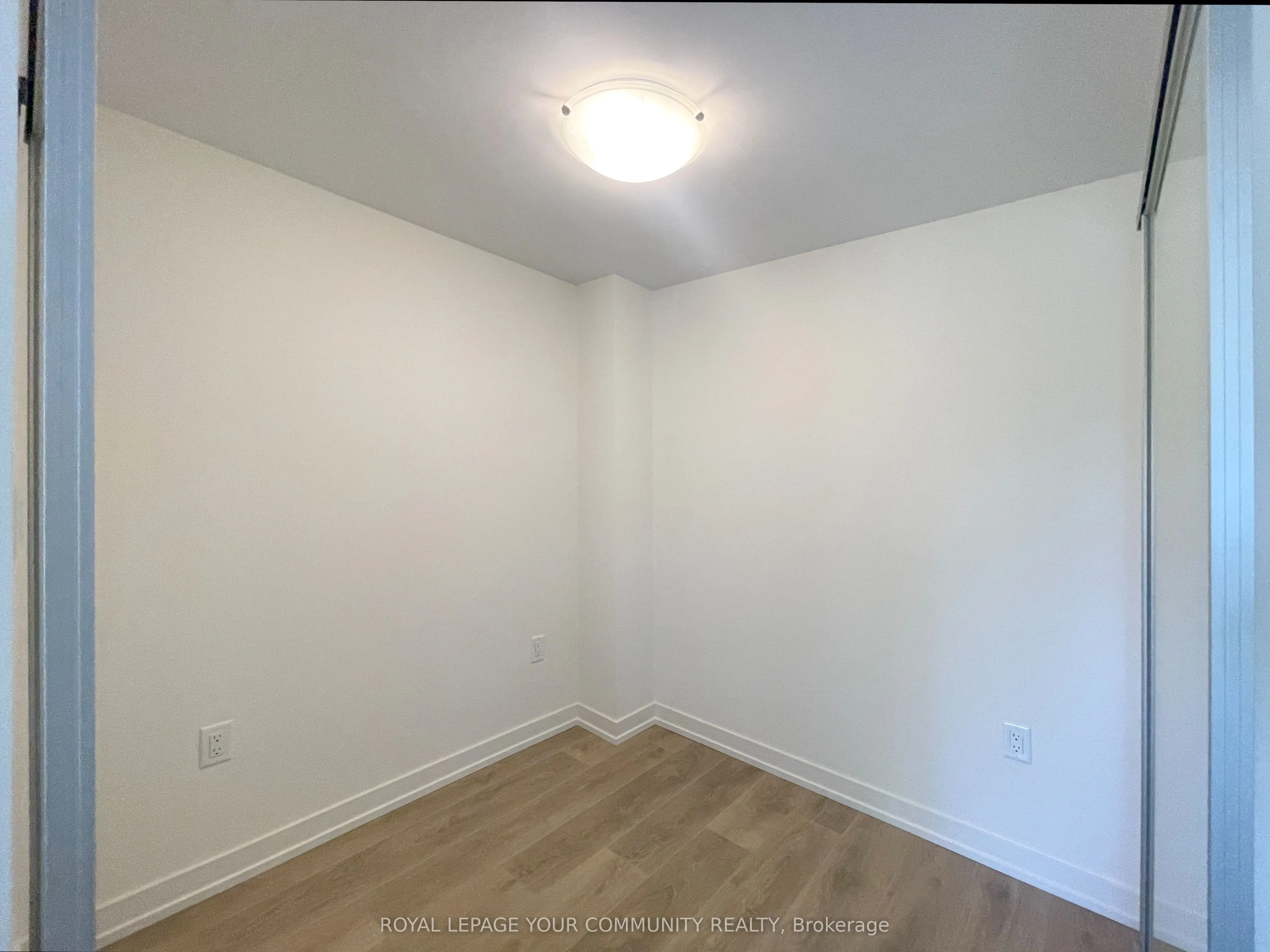 58 Elizabeth Street S, #2302