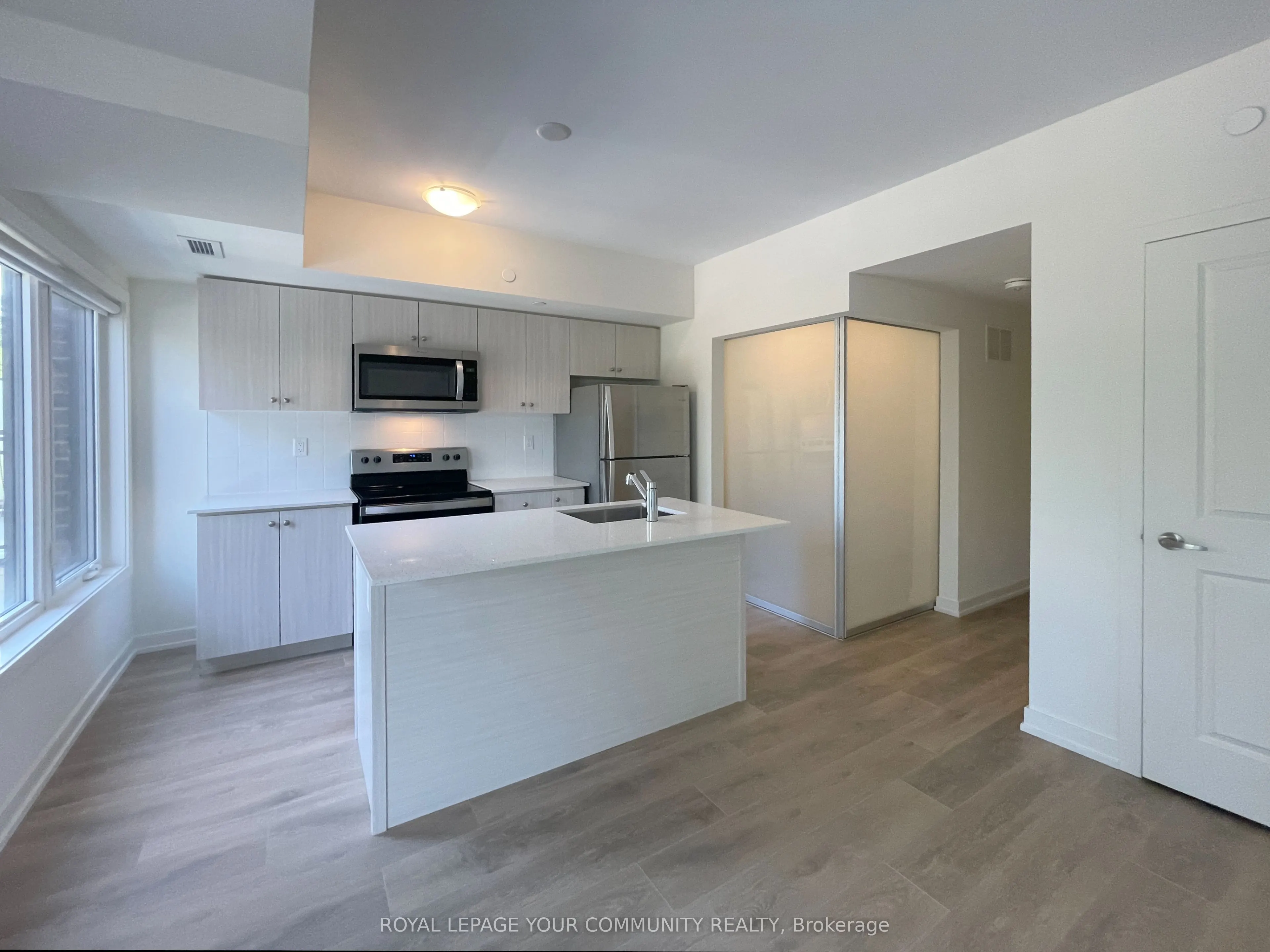 58 Elizabeth Street S, #2302