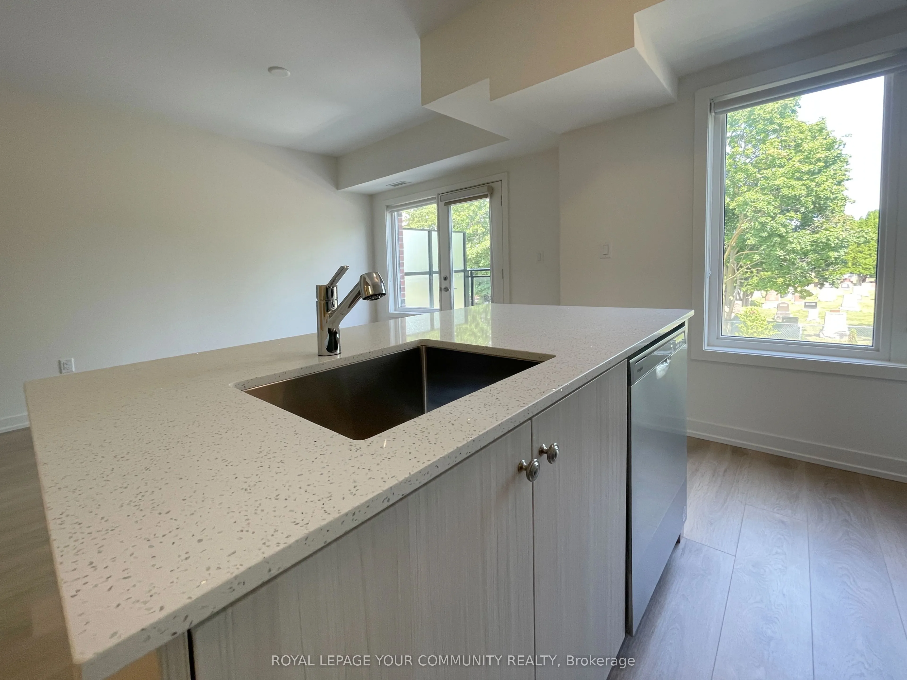 58 Elizabeth Street S, #2302