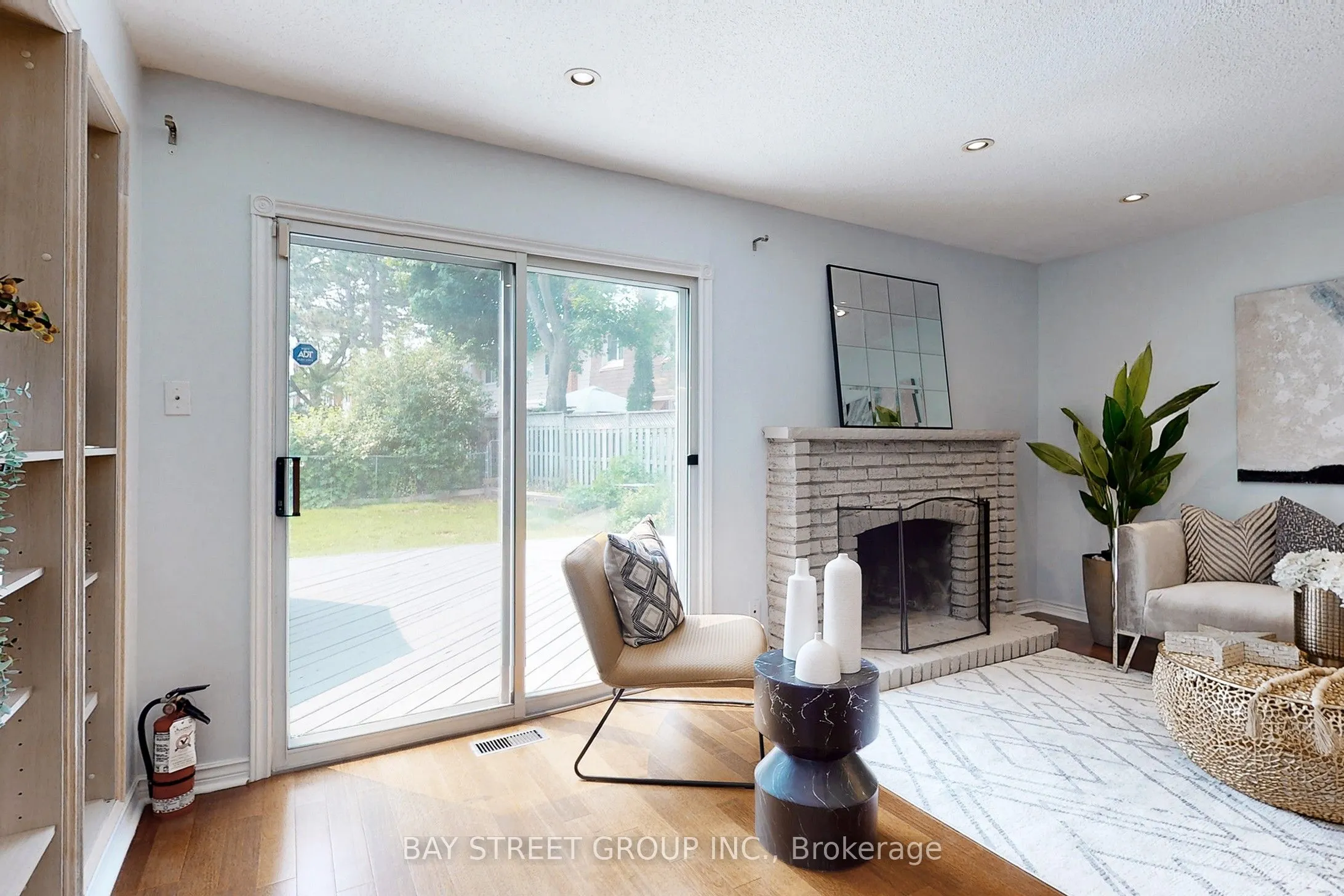 622 Village Parkway