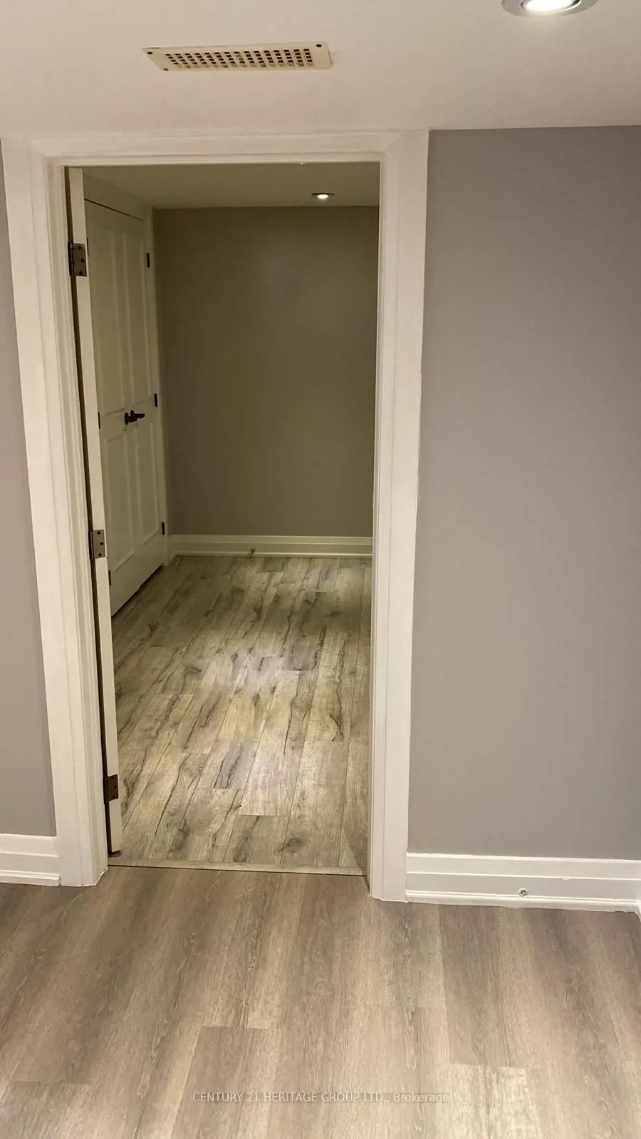 39 Cartier Crescent, #Bsmt