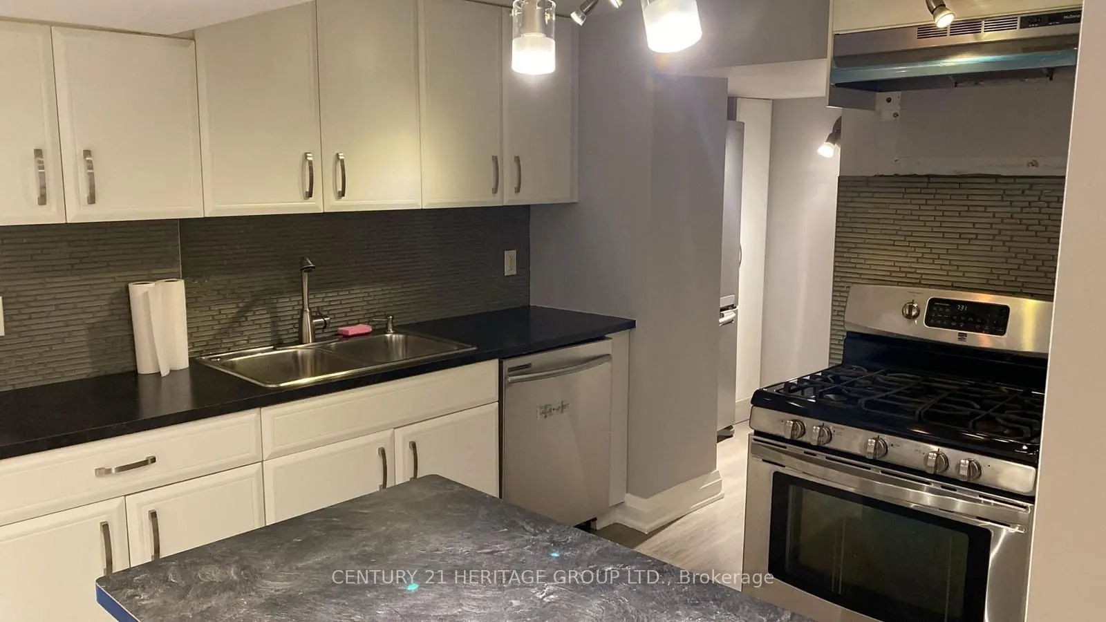 39 Cartier Crescent, #Bsmt