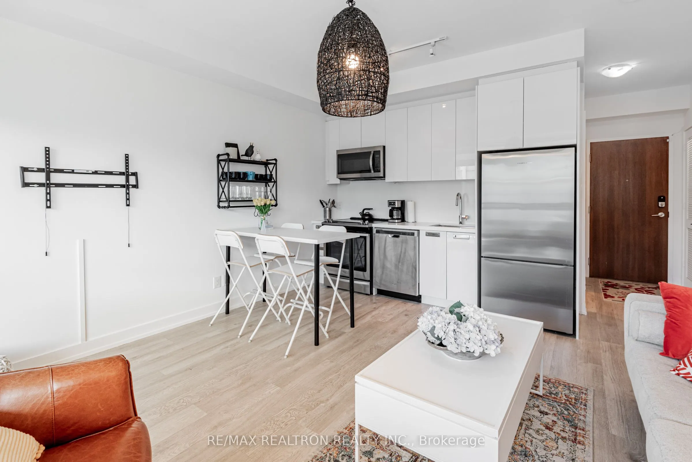 333 Sea Ray Avenue, #D315
